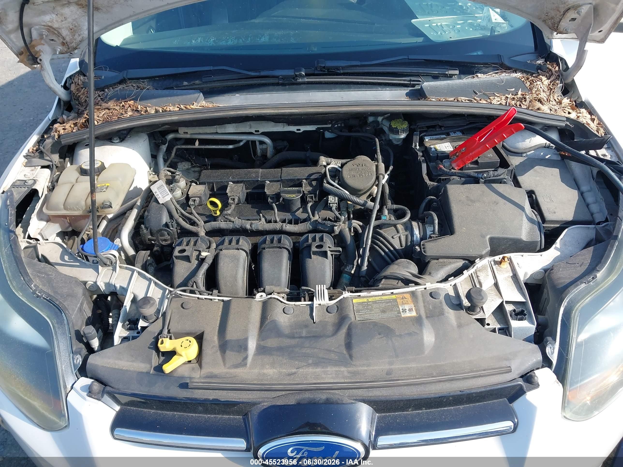 2012 Ford Focus Titanium Белый vin: 1FAHP3N20CL273488