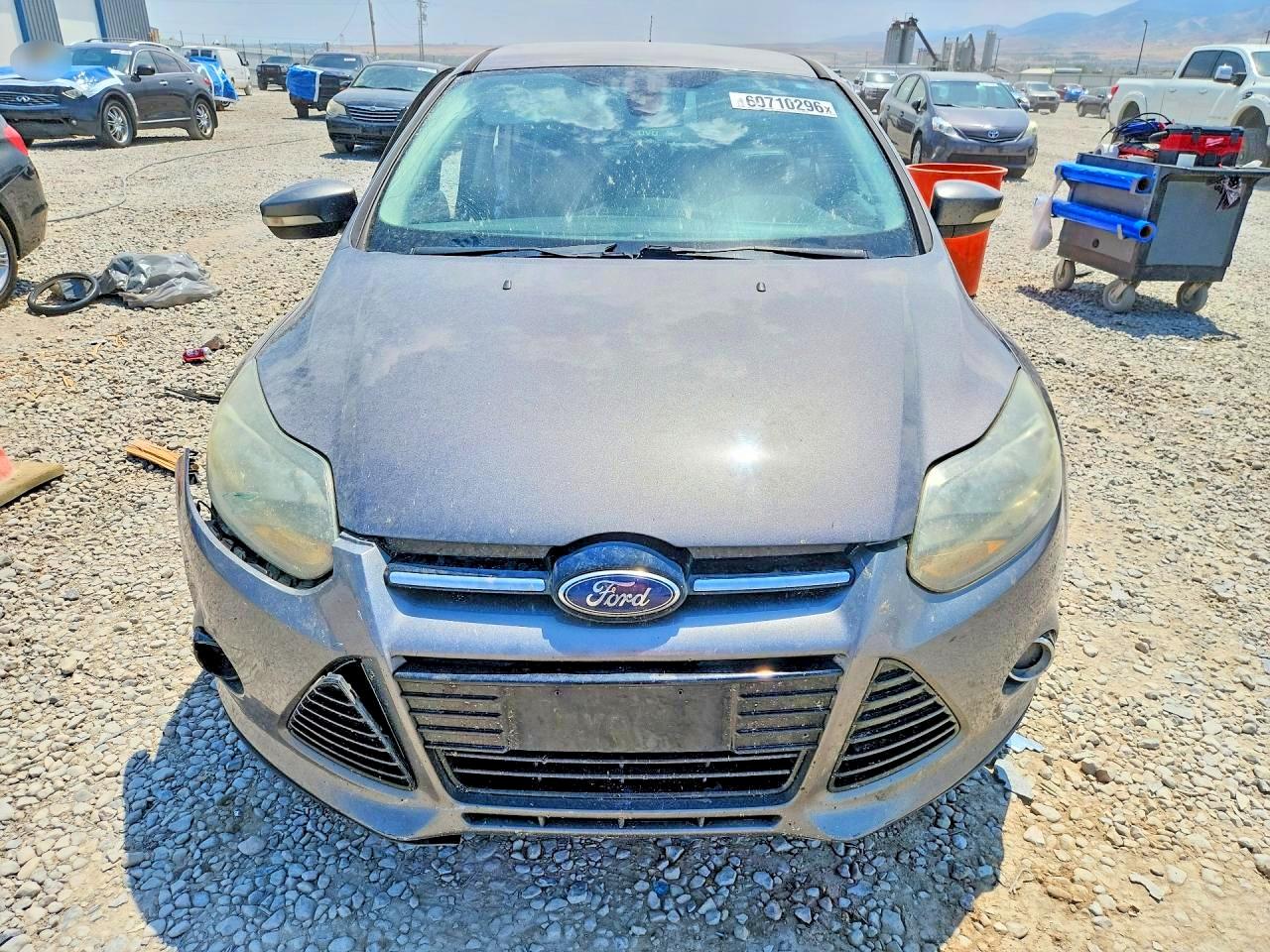 2012 Ford Focus Titanium Gray vin: 1FAHP3N21CL426797