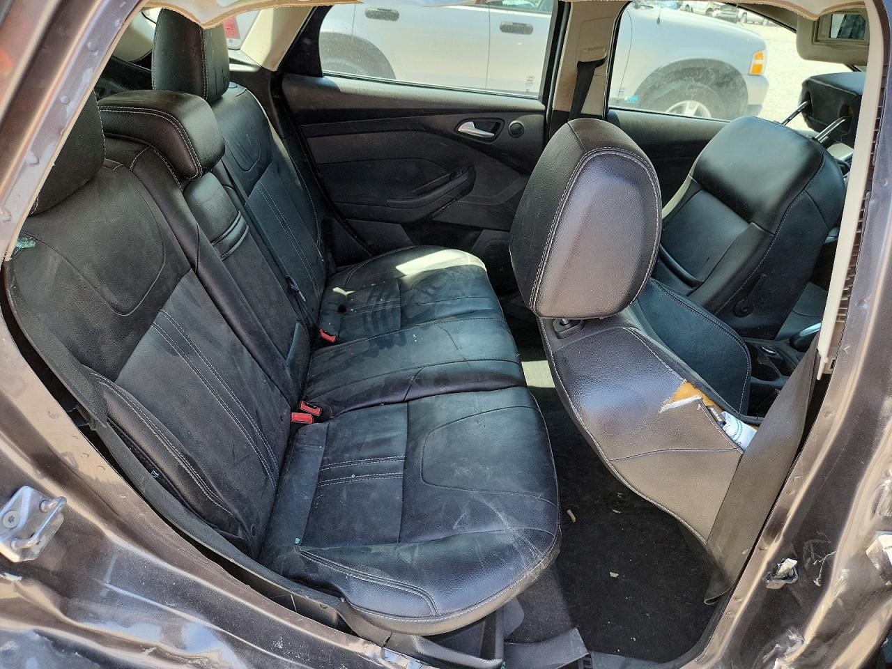 2012 Ford Focus Titanium Gray vin: 1FAHP3N21CL426797