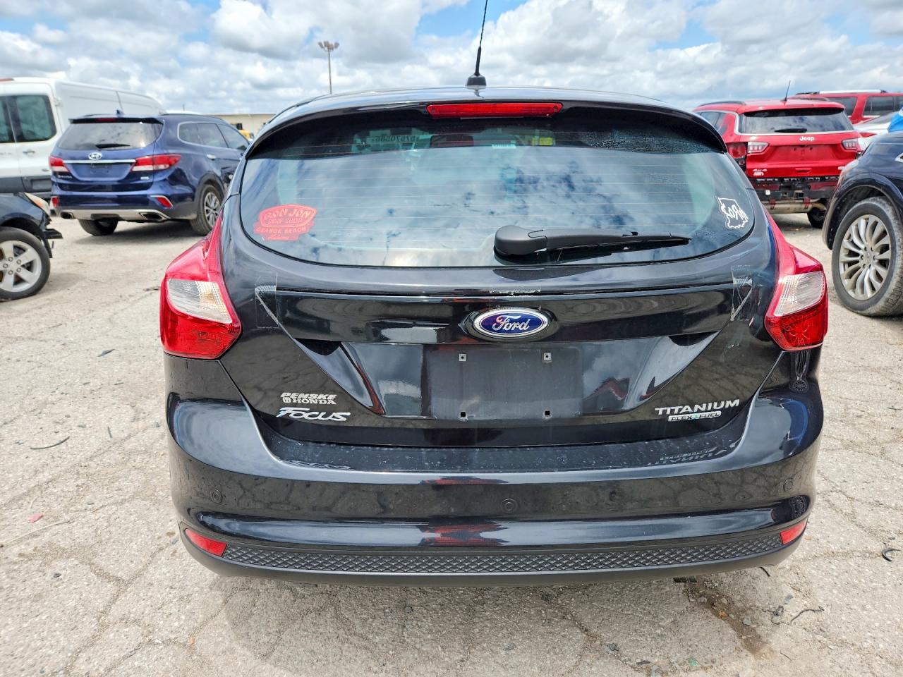 2012 Ford Focus Titanium Black vin: 1FAHP3N21CL464790