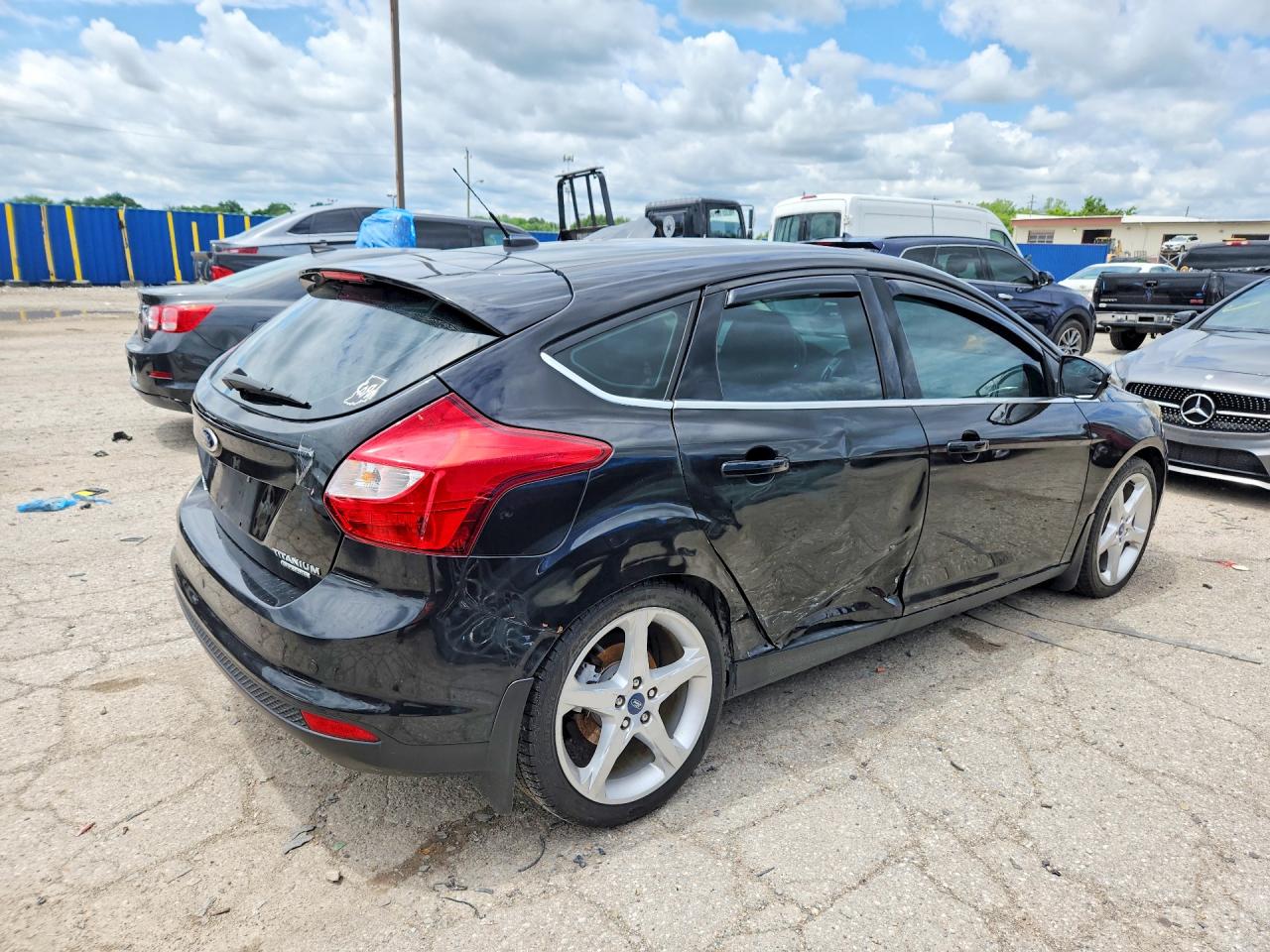 2012 Ford Focus Titanium Black vin: 1FAHP3N21CL464790