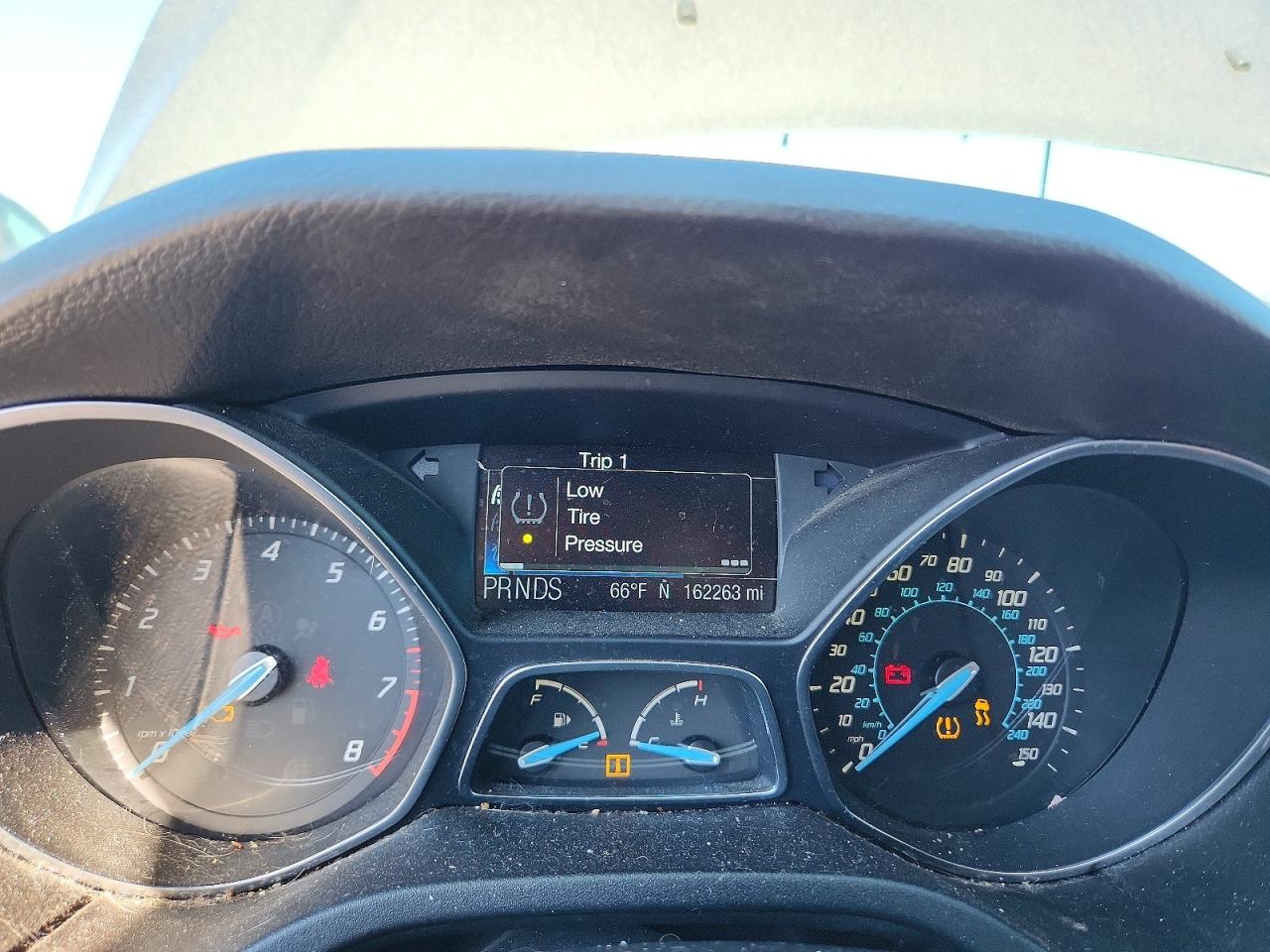 2012 Ford Focus Titanium Gray vin: 1FAHP3N22CL402153