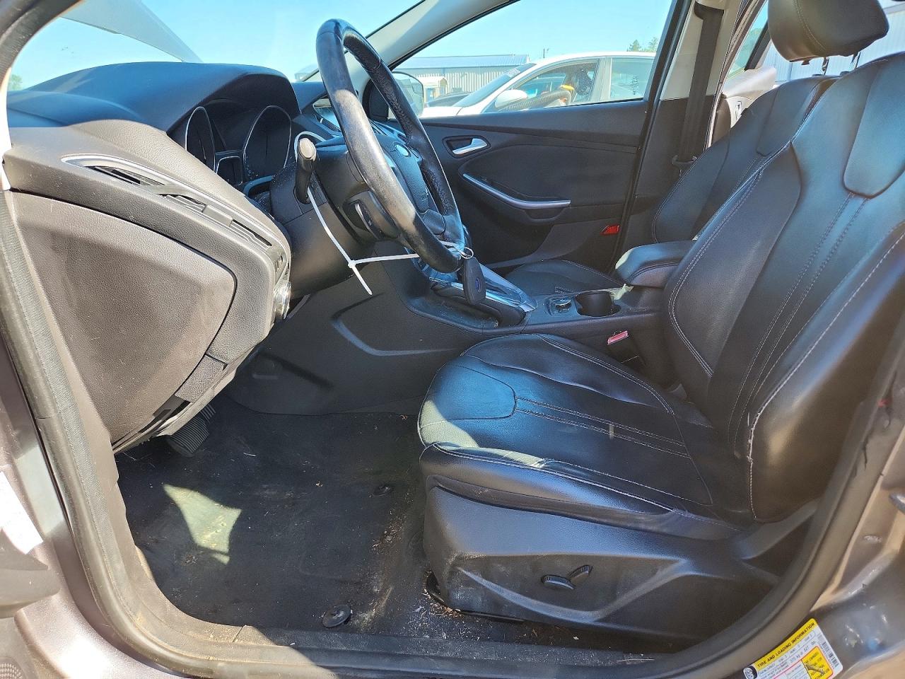 2012 Ford Focus Titanium Gray vin: 1FAHP3N22CL402153