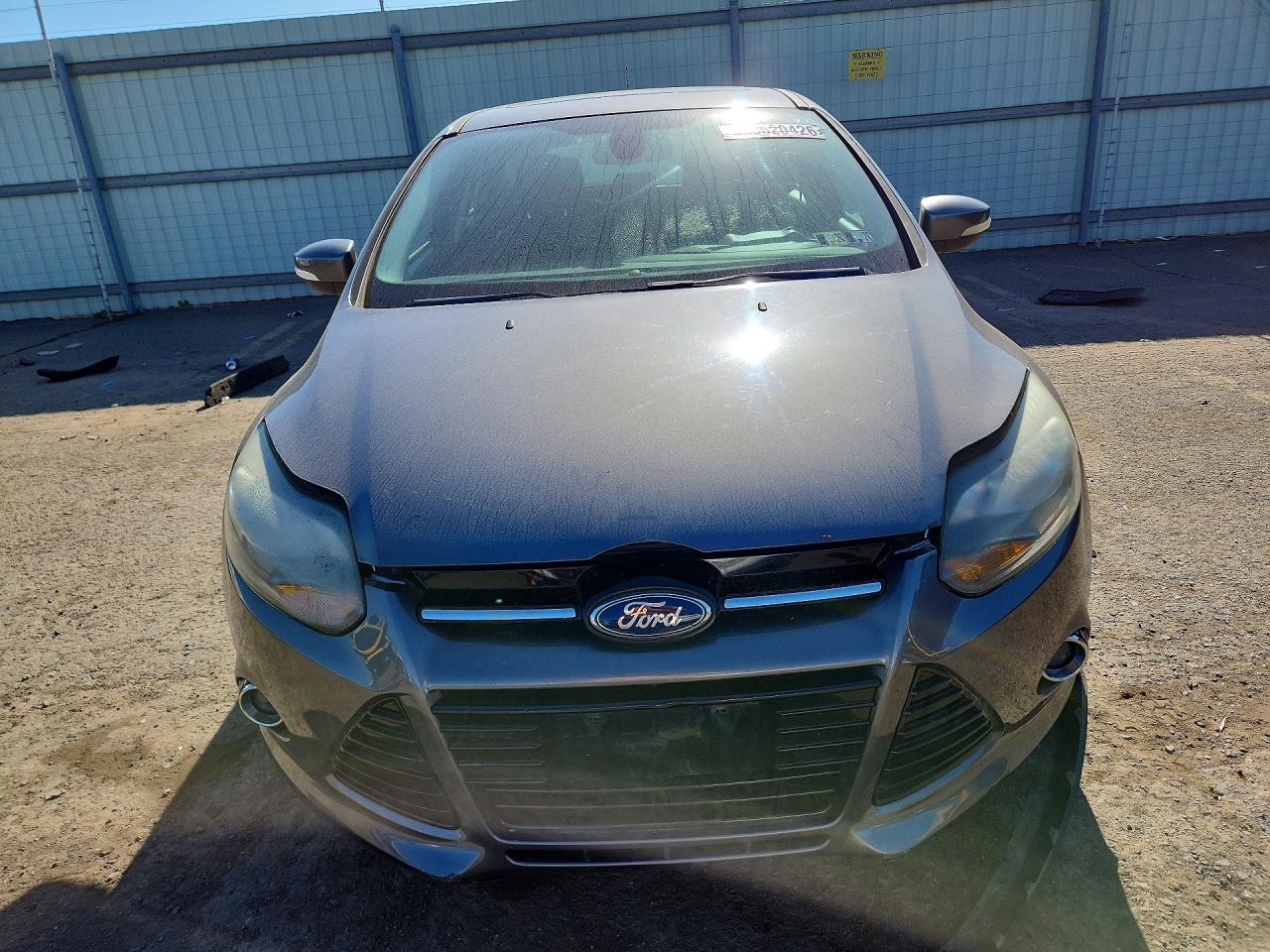 2012 Ford Focus Titanium Gray vin: 1FAHP3N22CL402153