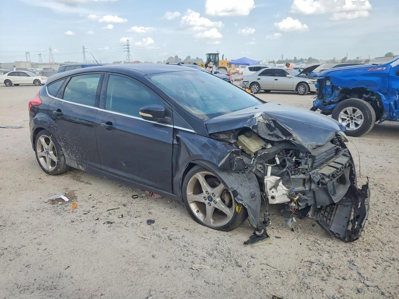 2012 Ford Focus Titanium Black vin: 1FAHP3N22CL428686