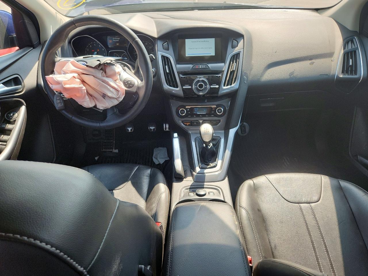 2012 Ford Focus Titanium Синий vin: 1FAHP3N23CL205072