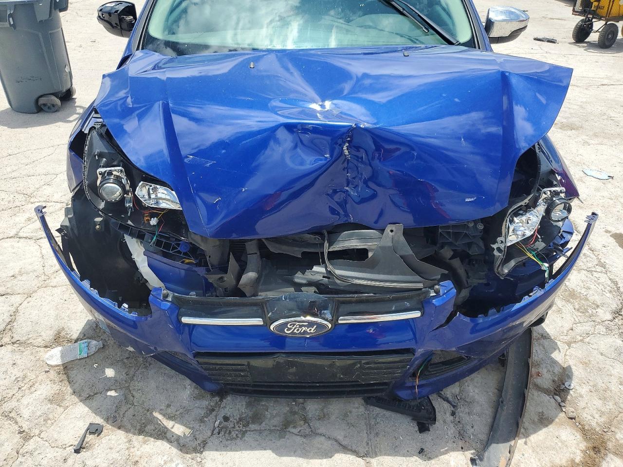 2012 Ford Focus Titanium Синий vin: 1FAHP3N23CL205072