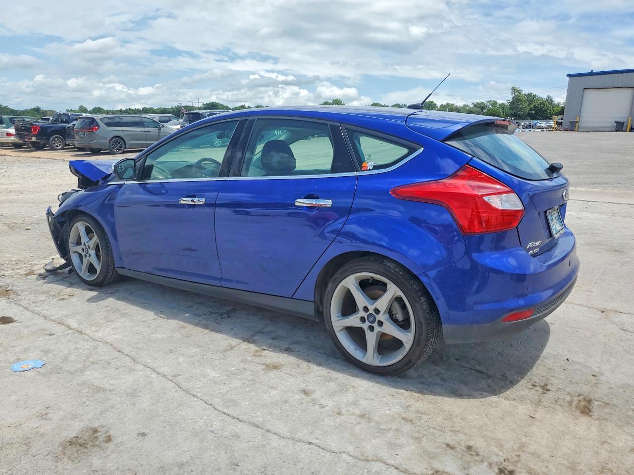 2012 Ford Focus Titanium Синий vin: 1FAHP3N23CL205072