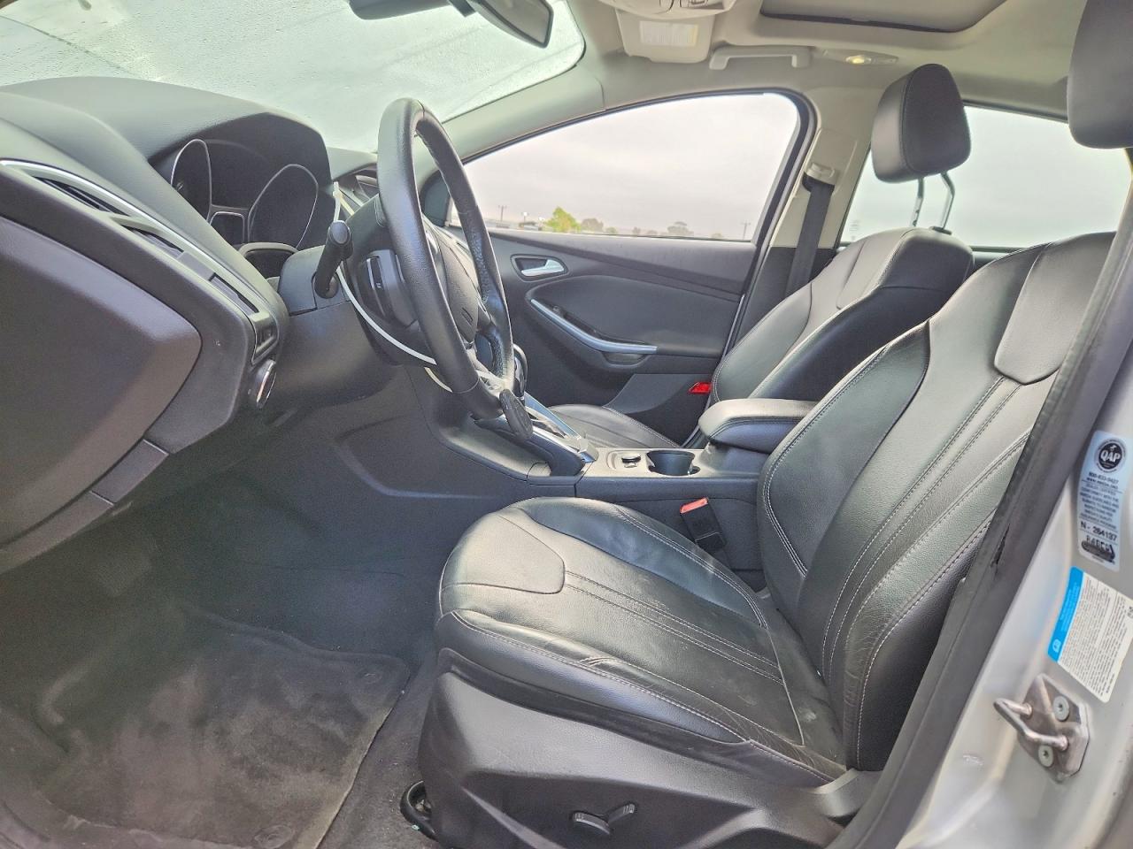 2012 Ford Focus Titanium Silver vin: 1FAHP3N23CL295341