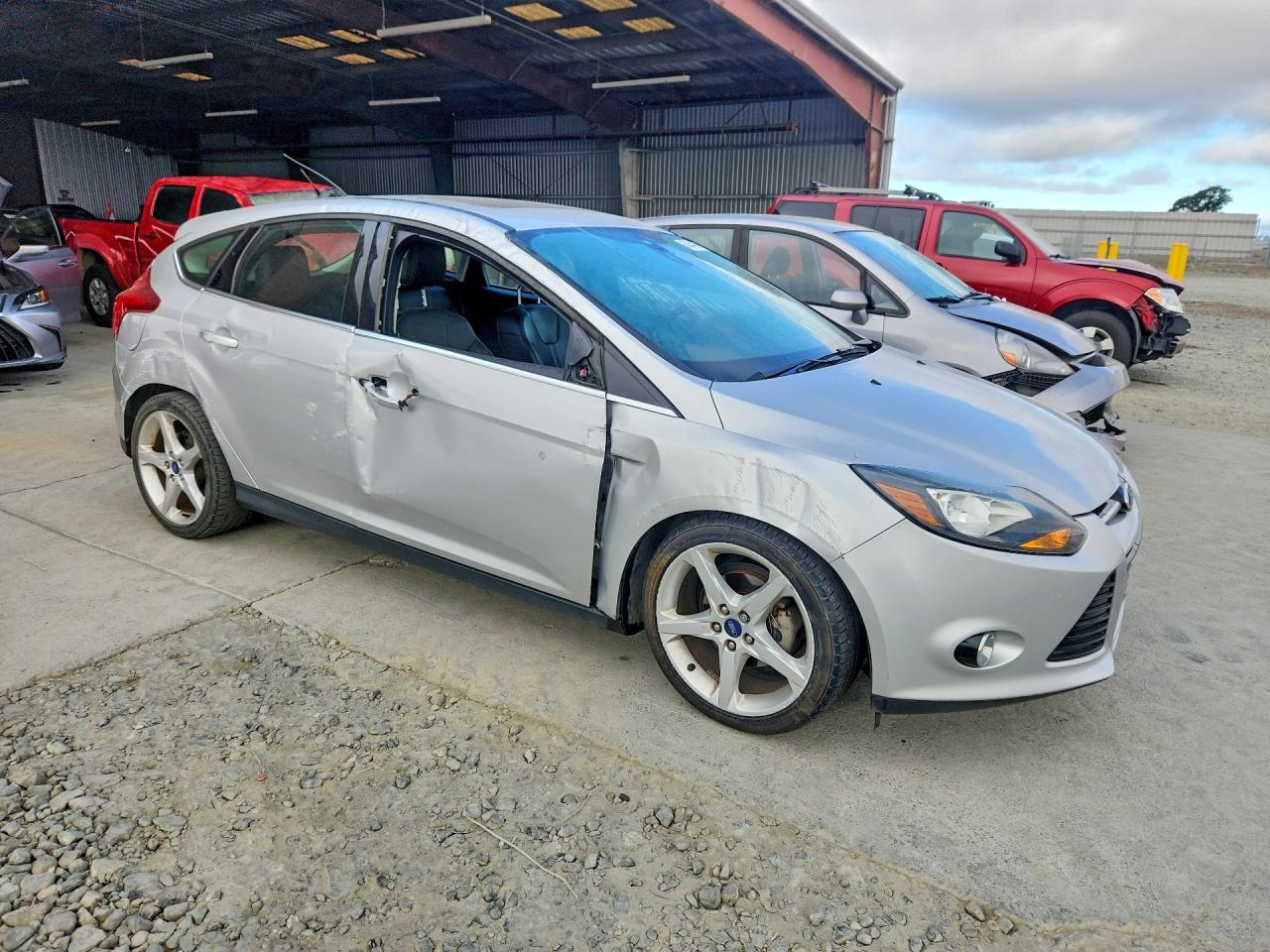 2012 Ford Focus Titanium Silver vin: 1FAHP3N23CL295341