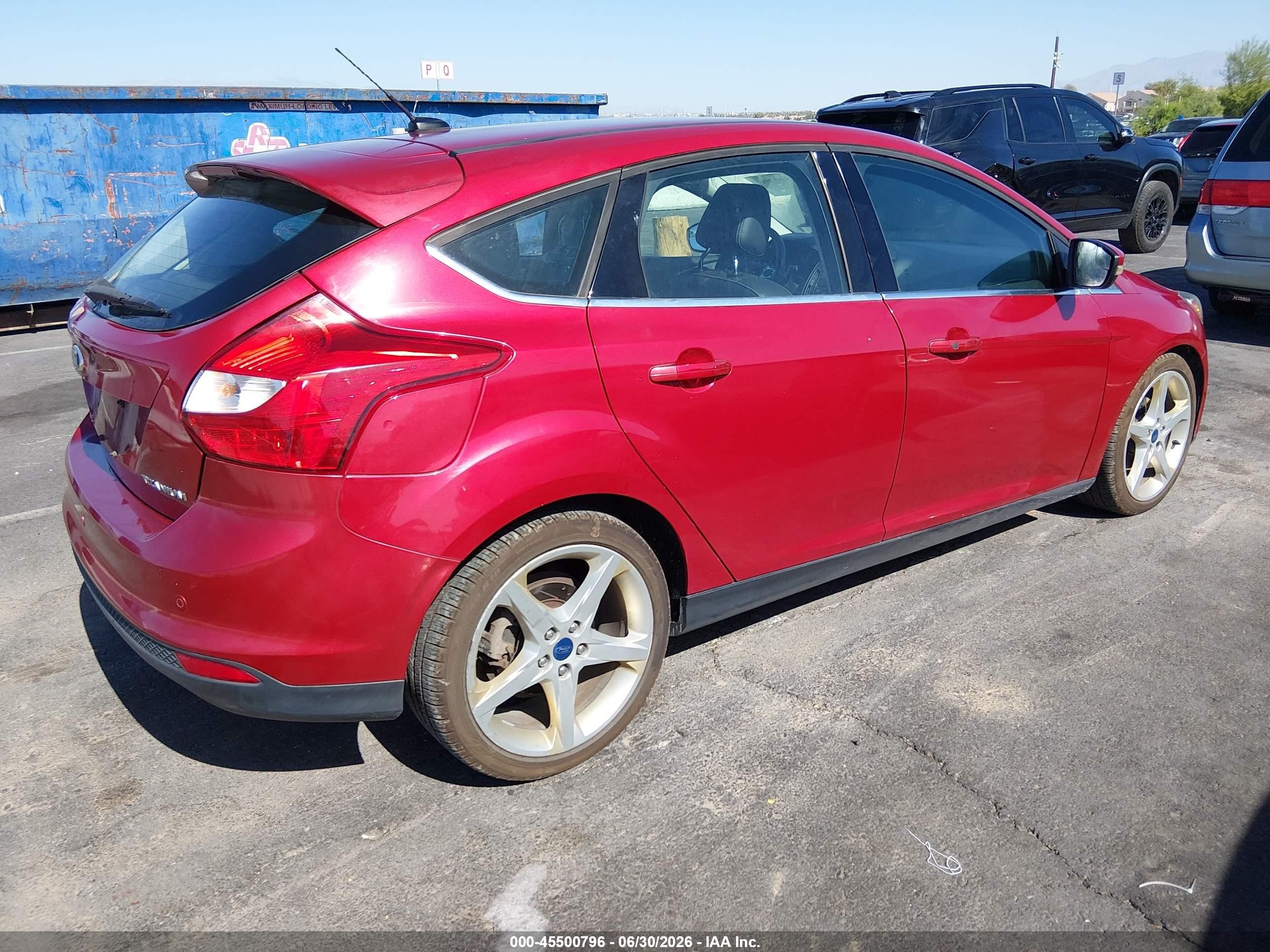 2012 Ford Focus Titanium Red vin: 1FAHP3N23CL309240