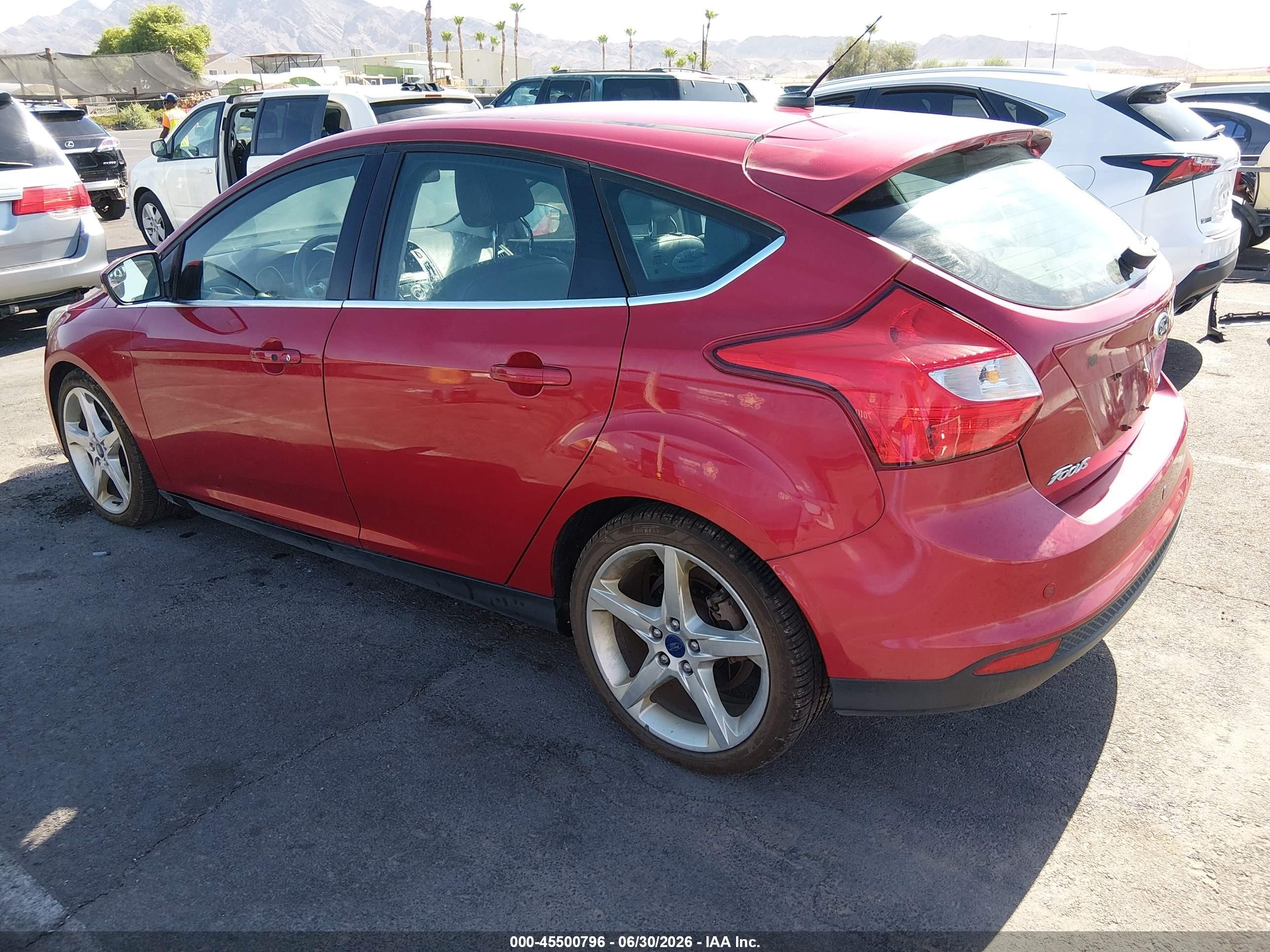 2012 Ford Focus Titanium Red vin: 1FAHP3N23CL309240
