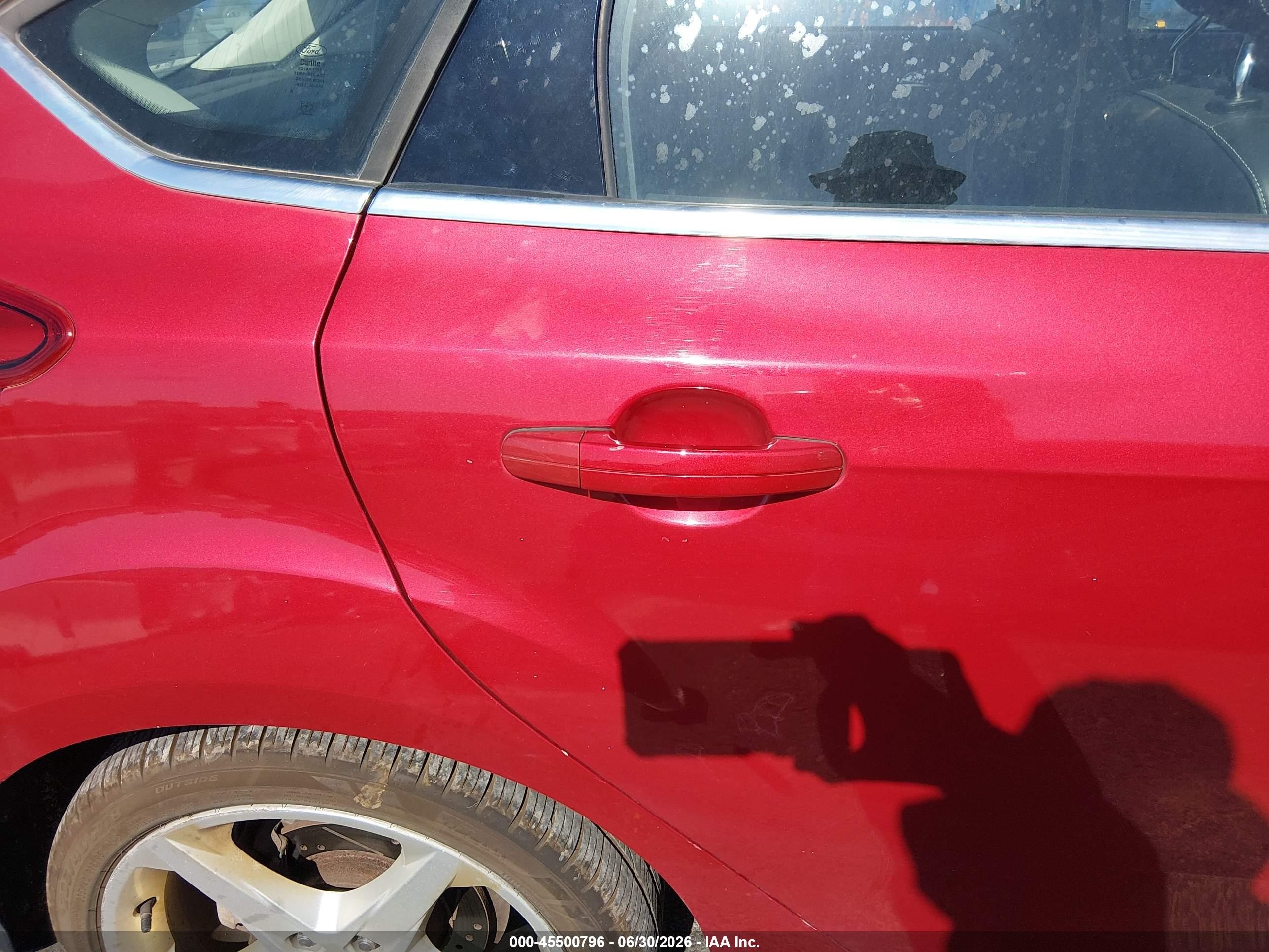 2012 Ford Focus Titanium Red vin: 1FAHP3N23CL309240