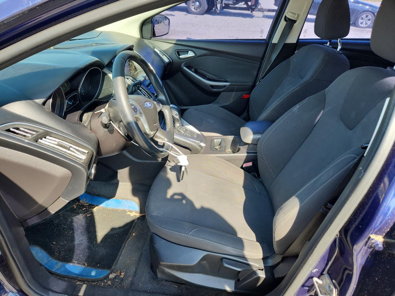 2012 Ford Focus Titanium Blue vin: 1FAHP3N24CL111024
