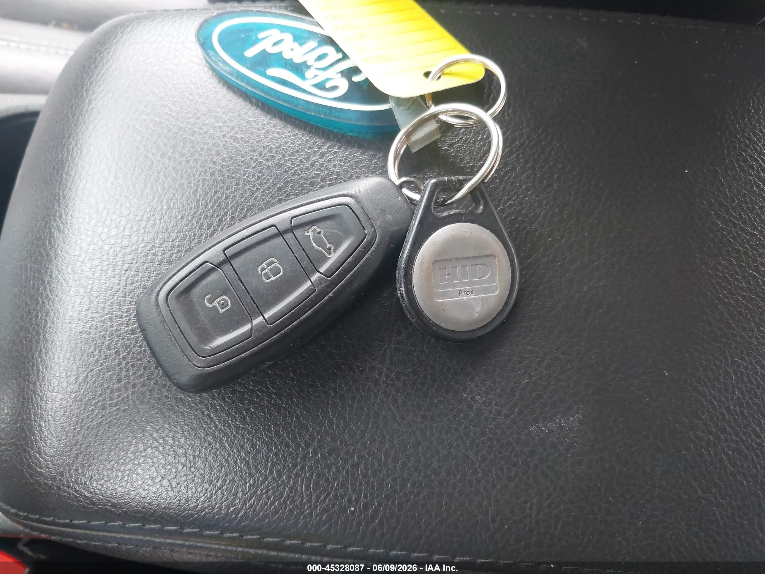 2012 Ford Focus Titanium Gray vin: 1FAHP3N24CL292691