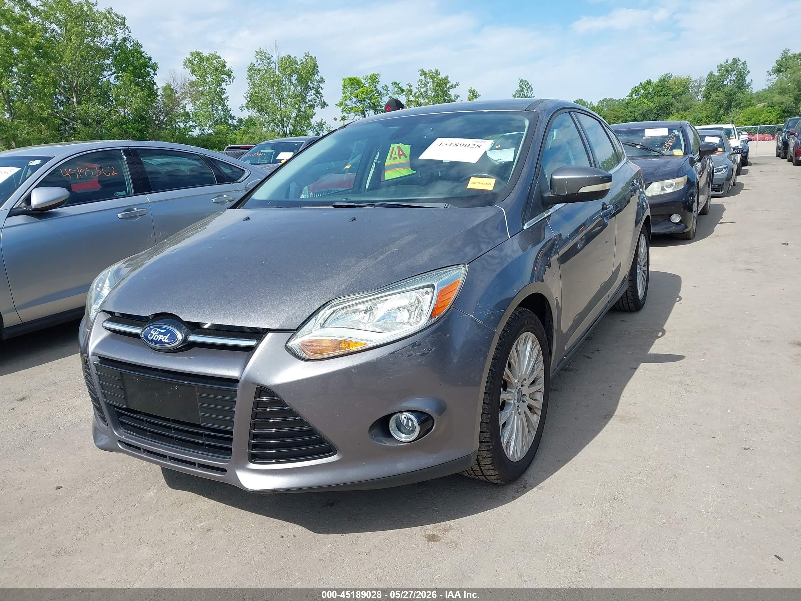 2012 Ford Focus Titanium Gray vin: 1FAHP3N24CL366238