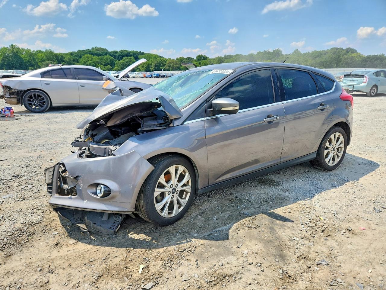 2012 Ford Focus Titanium Gray vin: 1FAHP3N24CL443397
