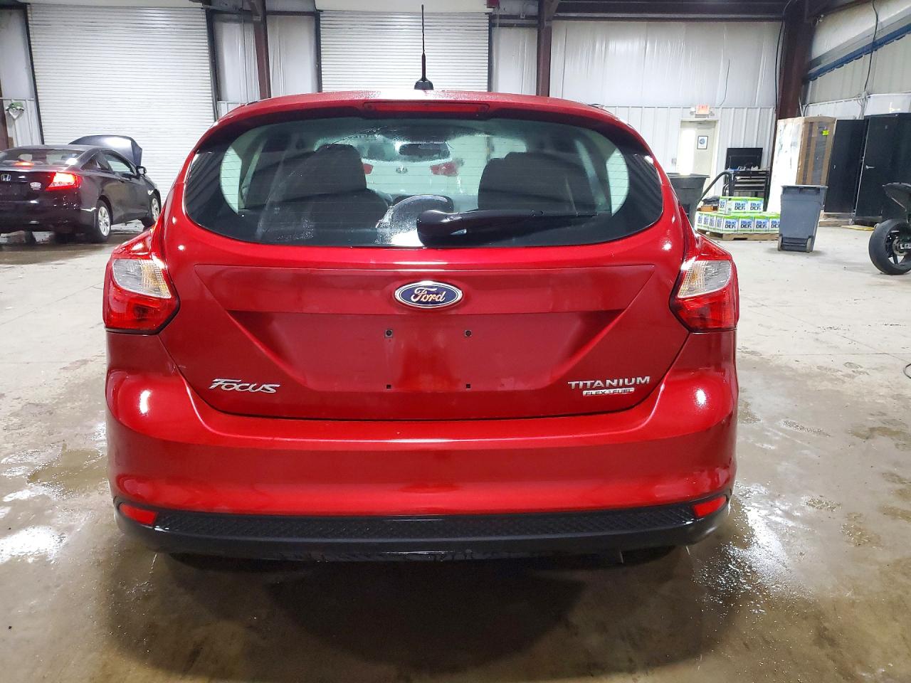 2012 Ford Focus Titanium Красный vin: 1FAHP3N24CL453265