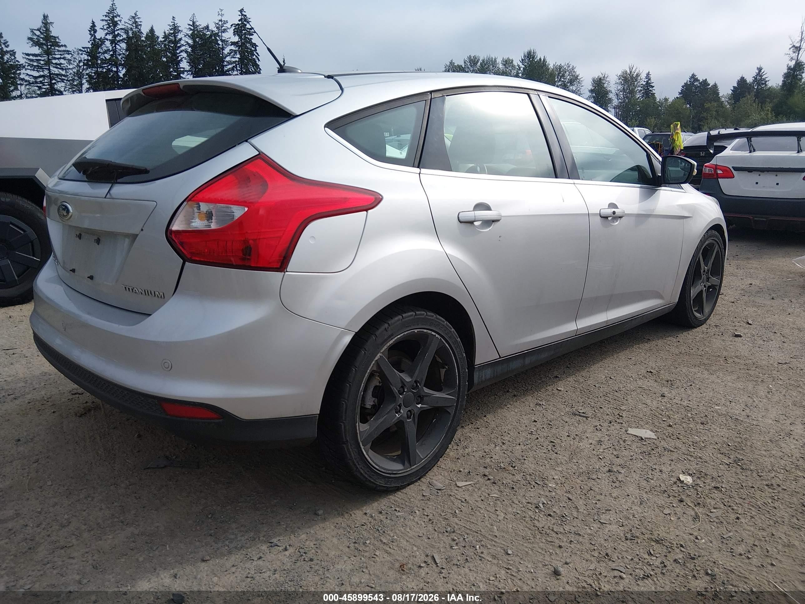 2012 Ford Focus Titanium Silver vin: 1FAHP3N25CL227588