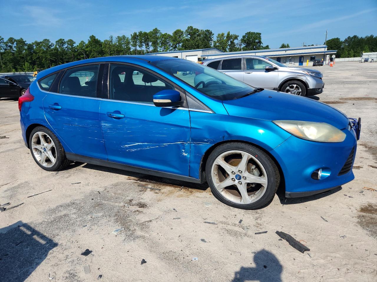 2012 Ford Focus Titanium Blue vin: 1FAHP3N25CL389964