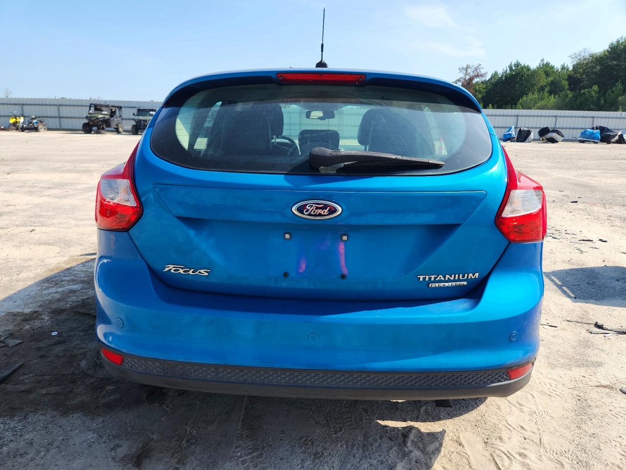 2012 Ford Focus Titanium Blue vin: 1FAHP3N25CL389964