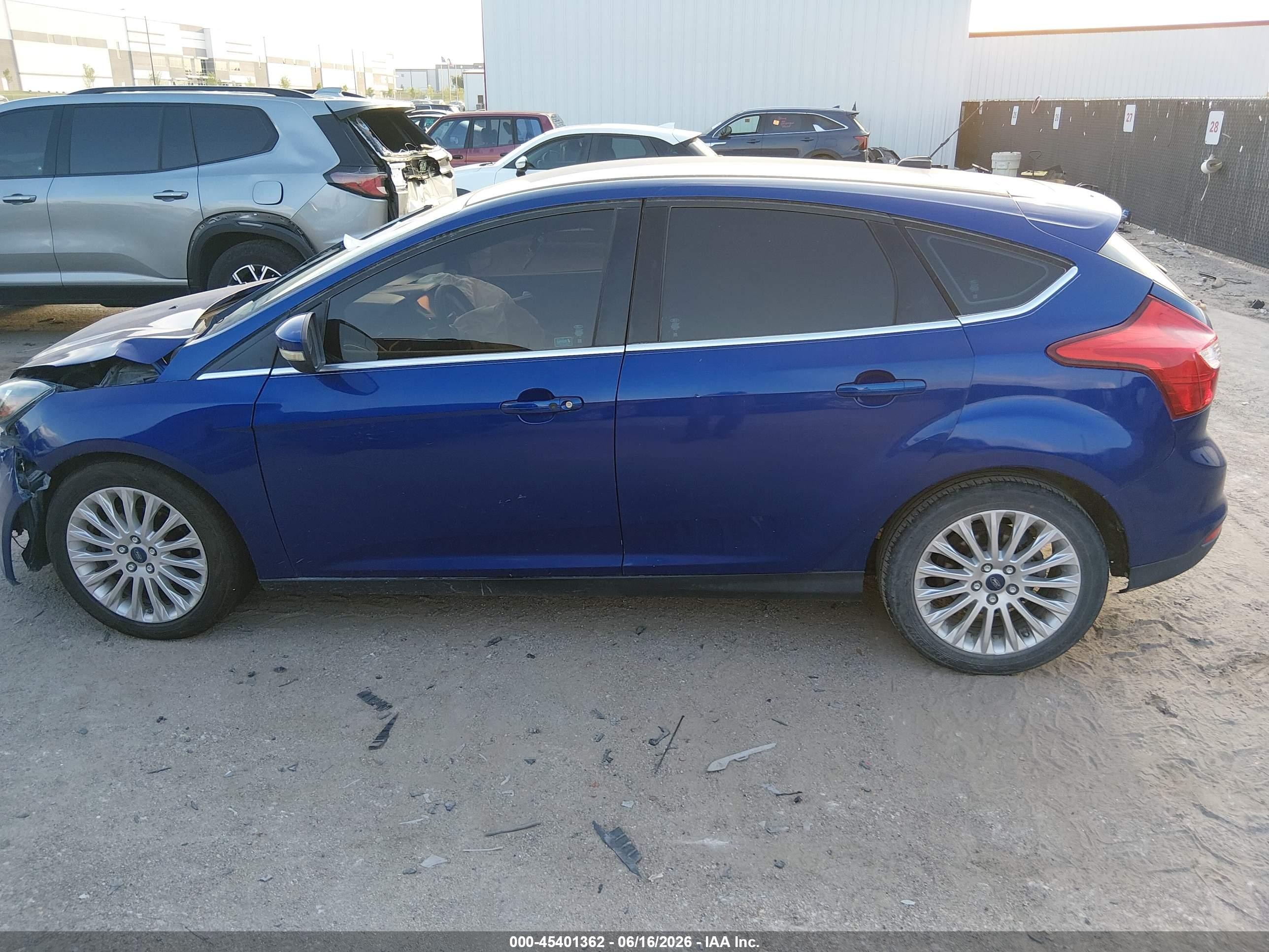2012 Ford Focus Titanium Blue vin: 1FAHP3N25CL413583