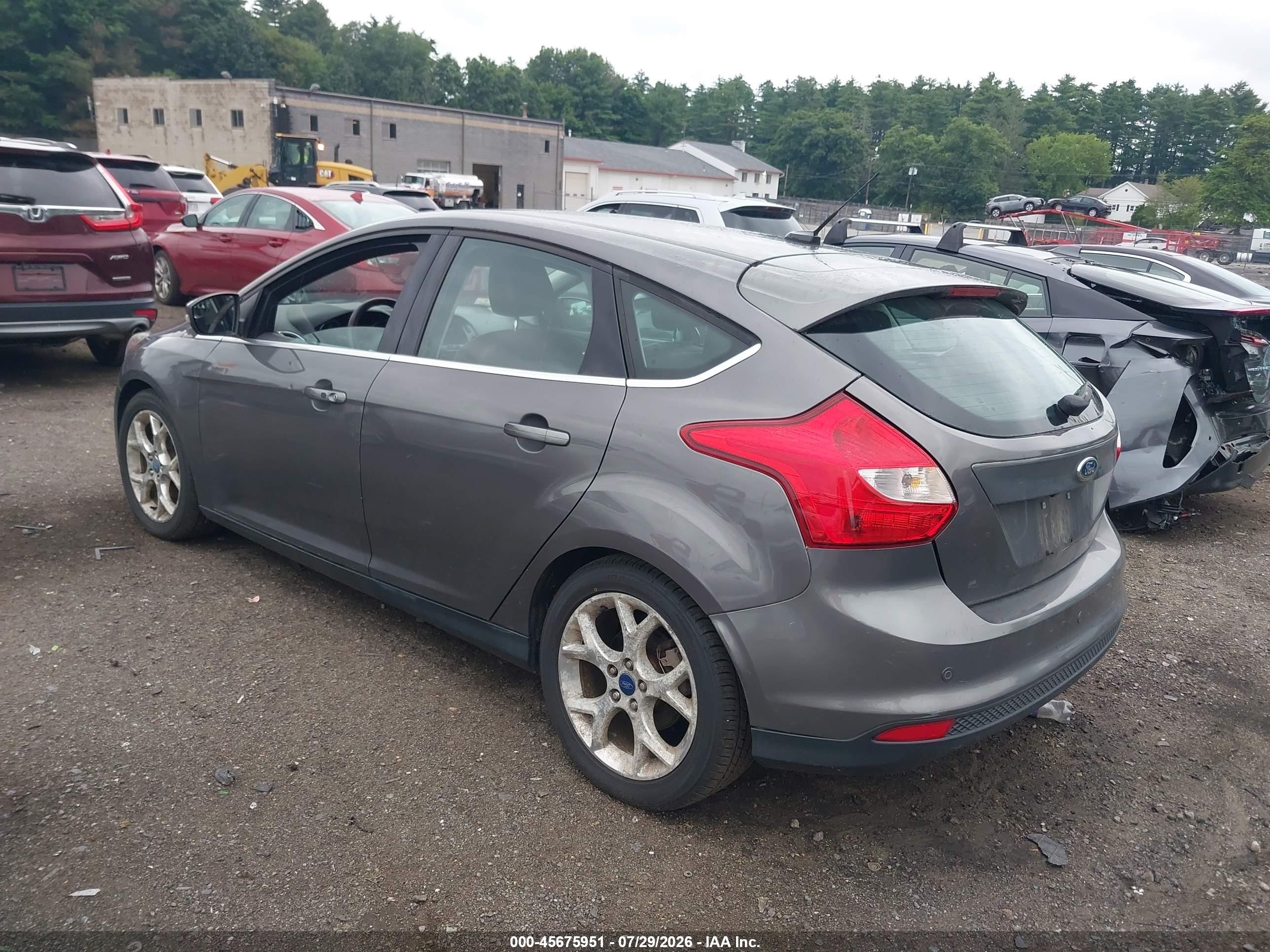 2012 Ford Focus Titanium Gray vin: 1FAHP3N28CL223650