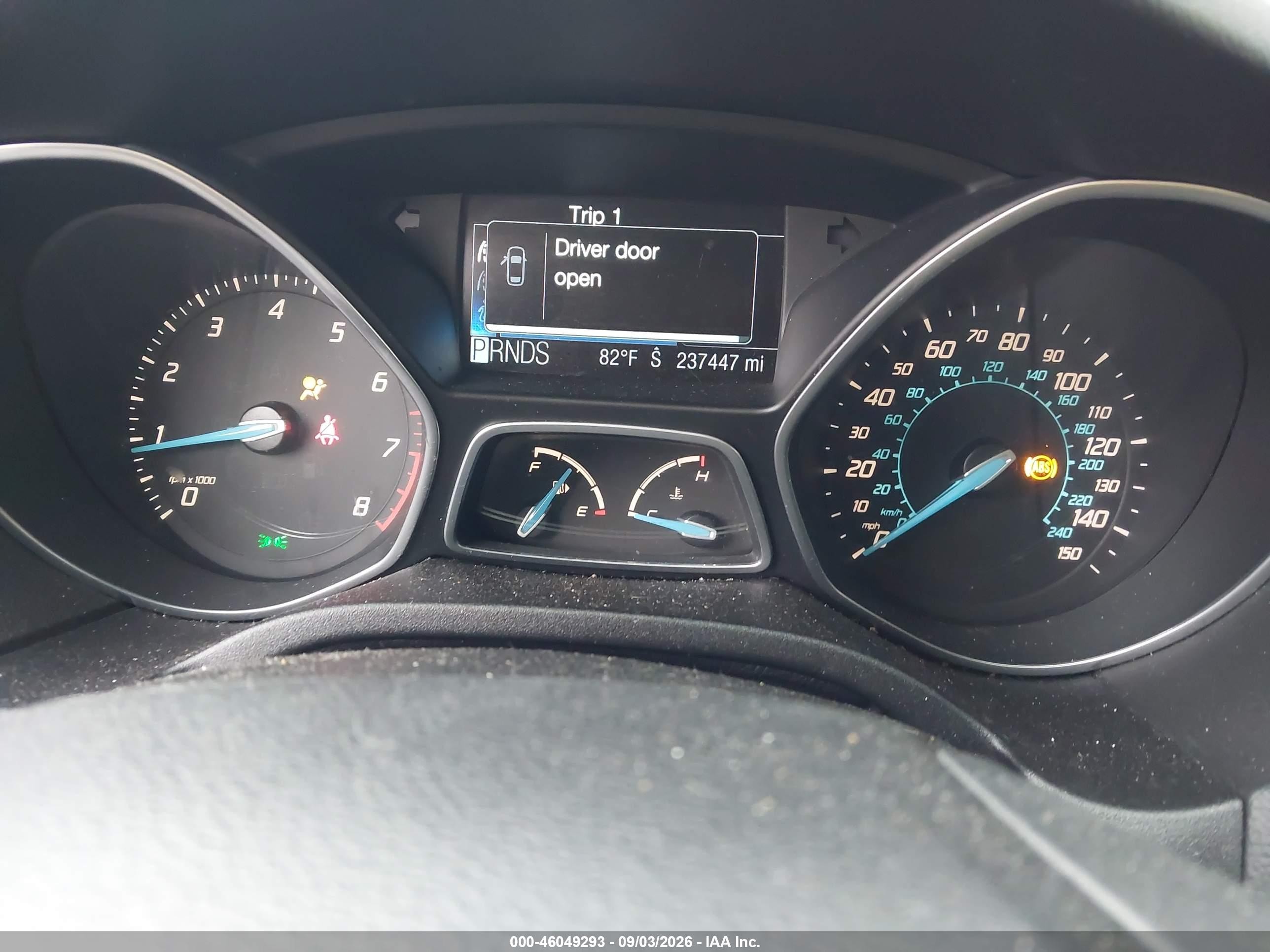 2012 Ford Focus Titanium Серебряный vin: 1FAHP3N2XCL298835