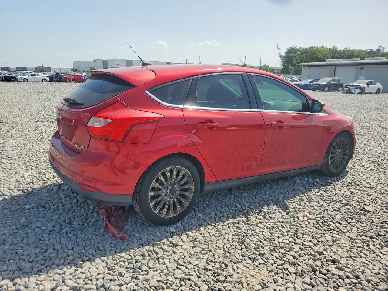 2012 Ford Focus Titanium Red vin: 1FAHP3N2XCL365790