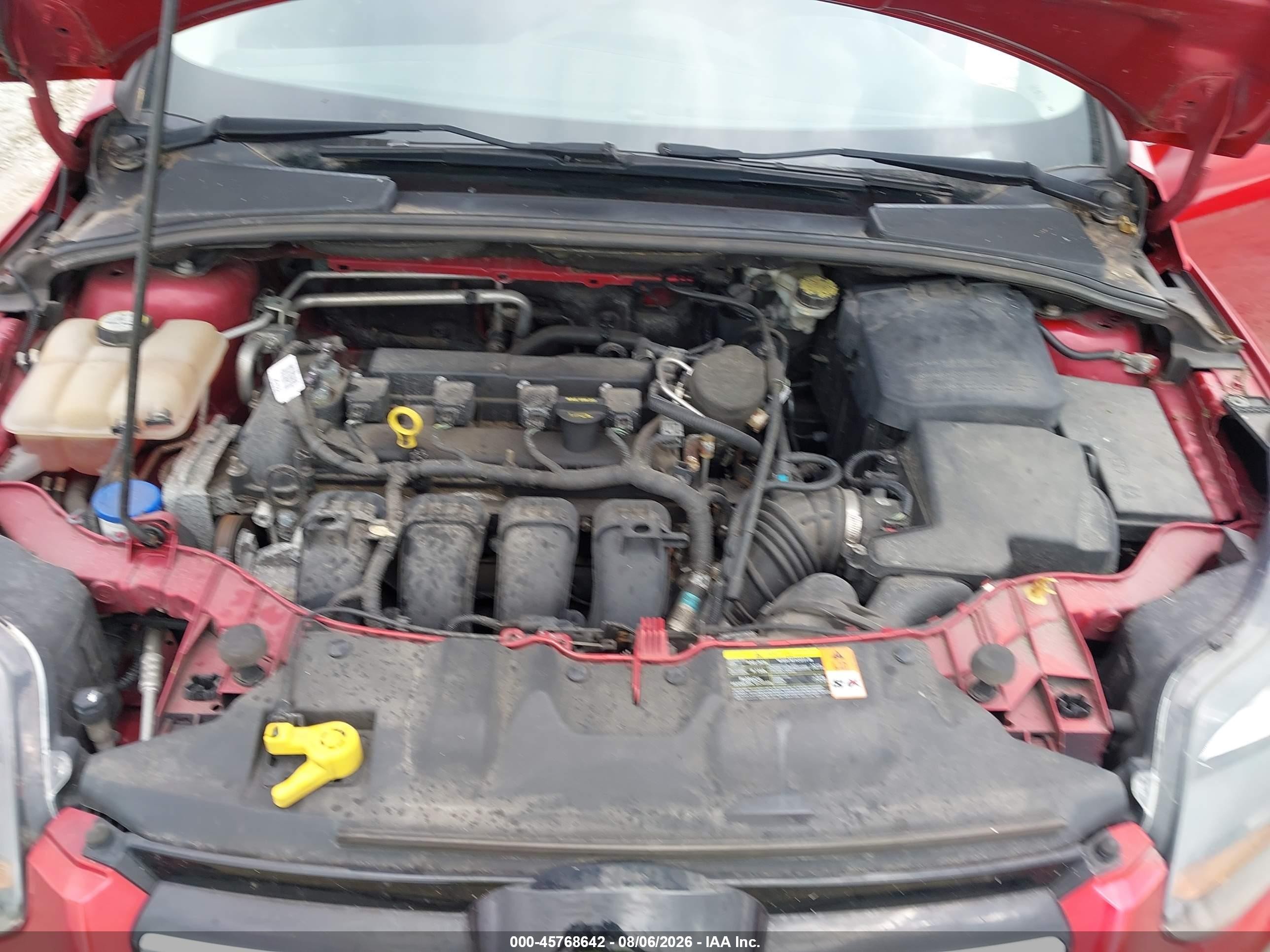 2012 Ford Focus Titanium Red vin: 1FAHP3N2XCL463590