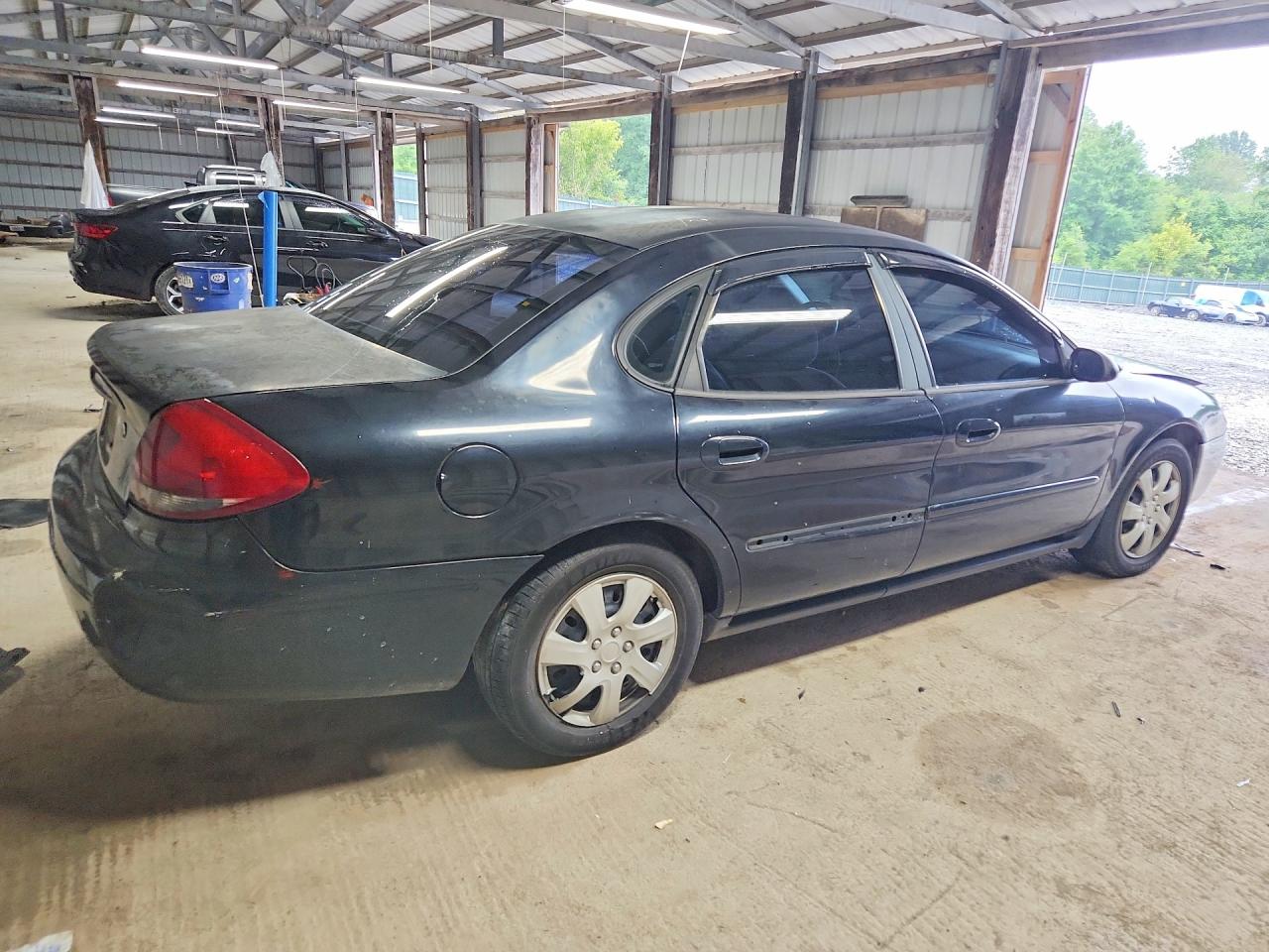 2004 Ford Taurus Lx Black vin: 1FAHP52204A172903