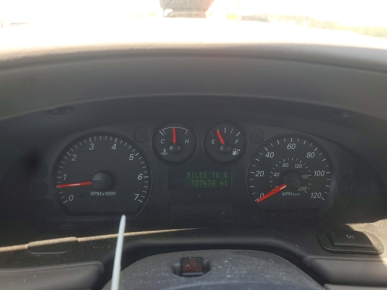2006 Ford Taurus Se Silver vin: 1FAHP53U06A161757