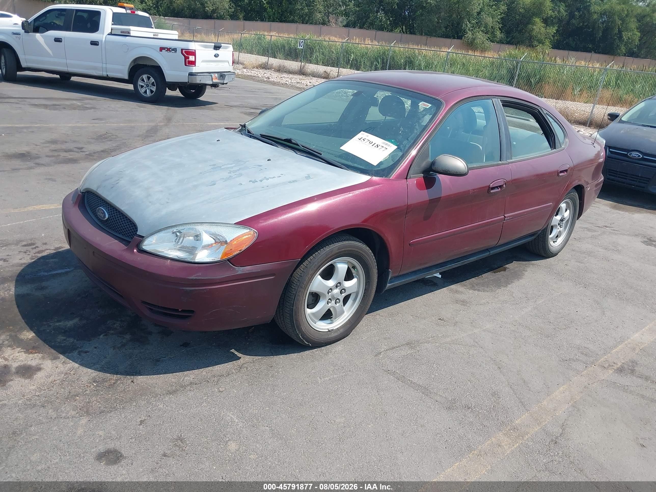 2006 Ford Taurus Se Red vin: 1FAHP53U36A232448