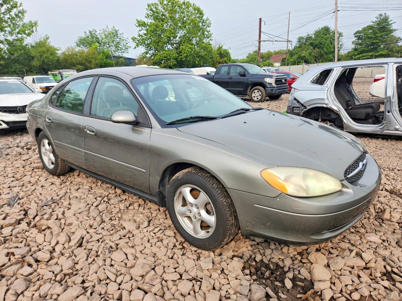 2002 Ford Taurus Se Tan vin: 1FAHP53U42G194901