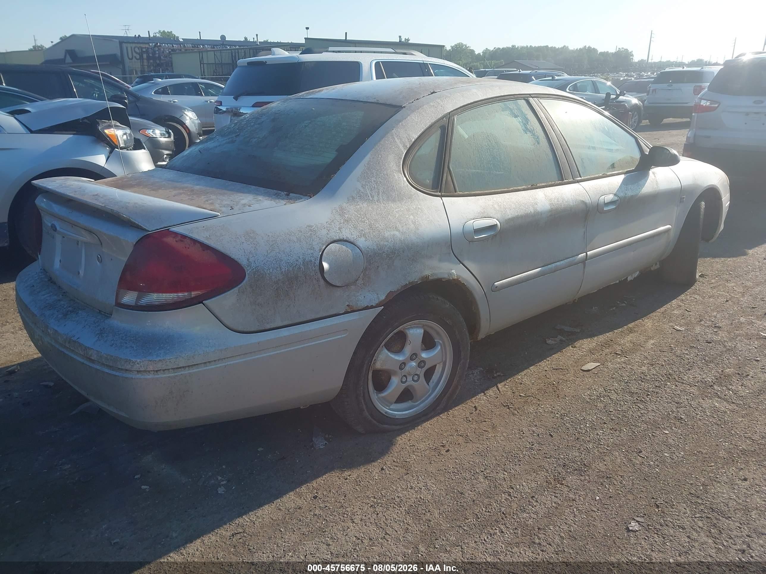 2004 Ford Taurus Ses Серебряный vin: 1FAHP55S54G175675