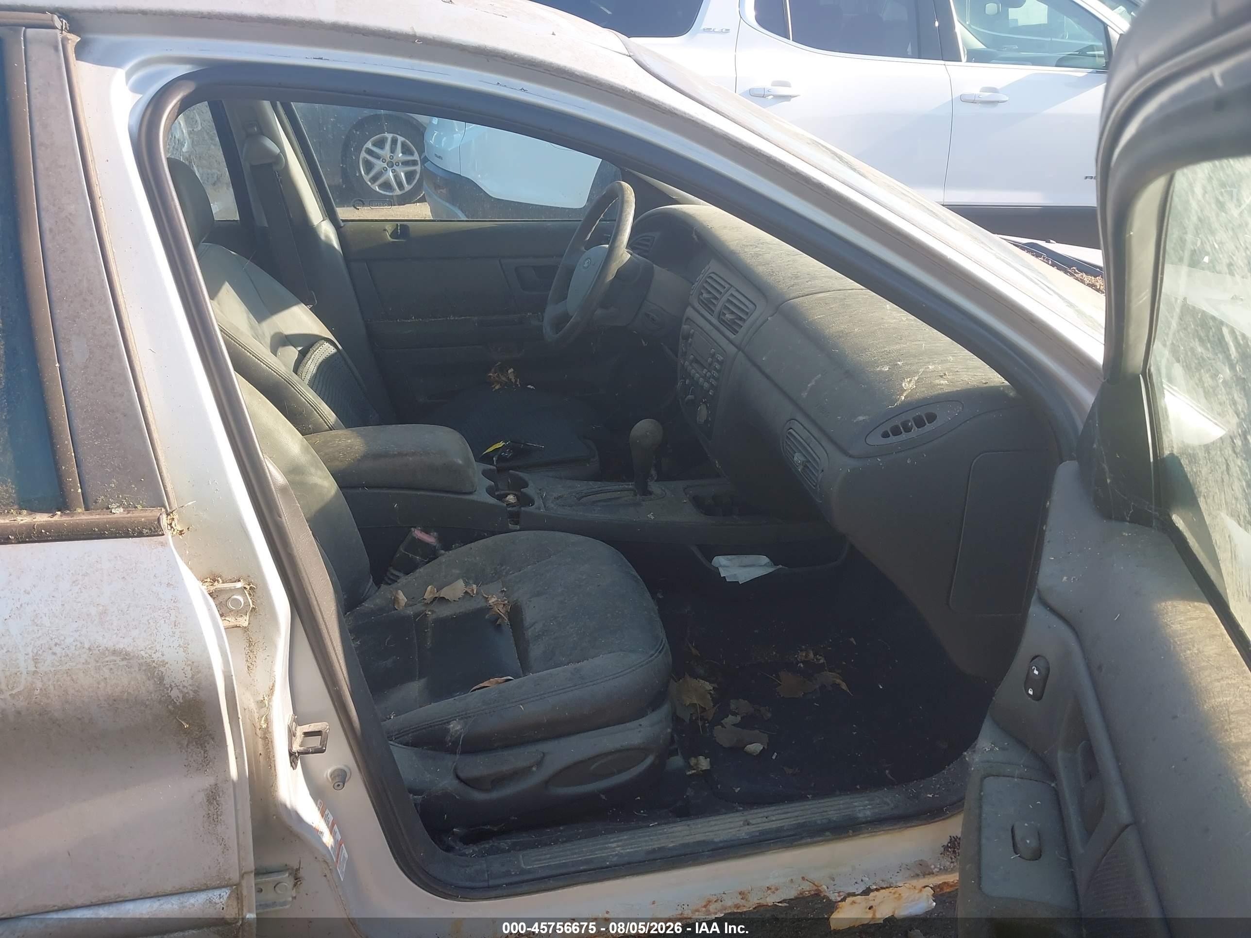2004 Ford Taurus Ses Серебряный vin: 1FAHP55S54G175675