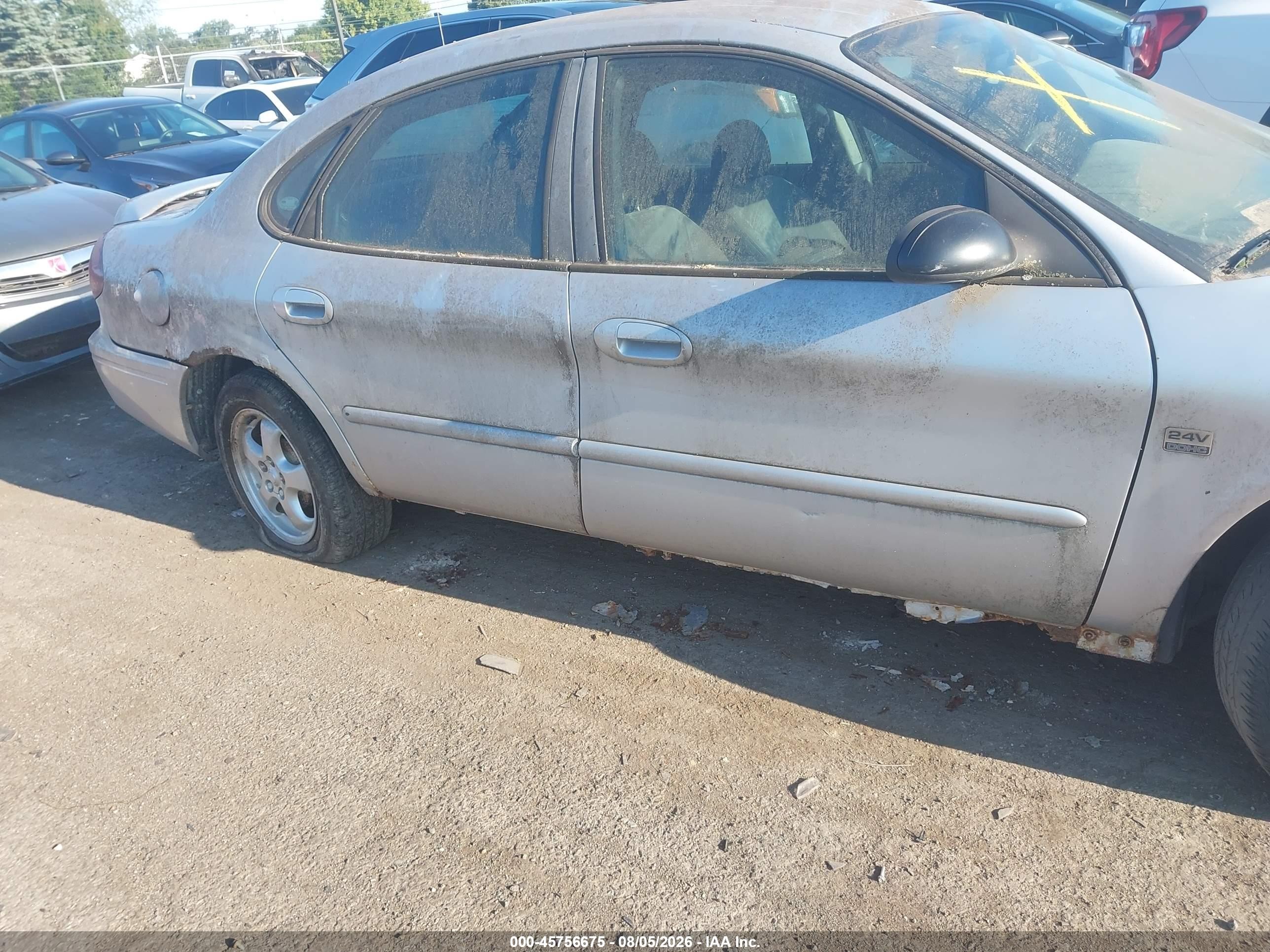 2004 Ford Taurus Ses Серебряный vin: 1FAHP55S54G175675