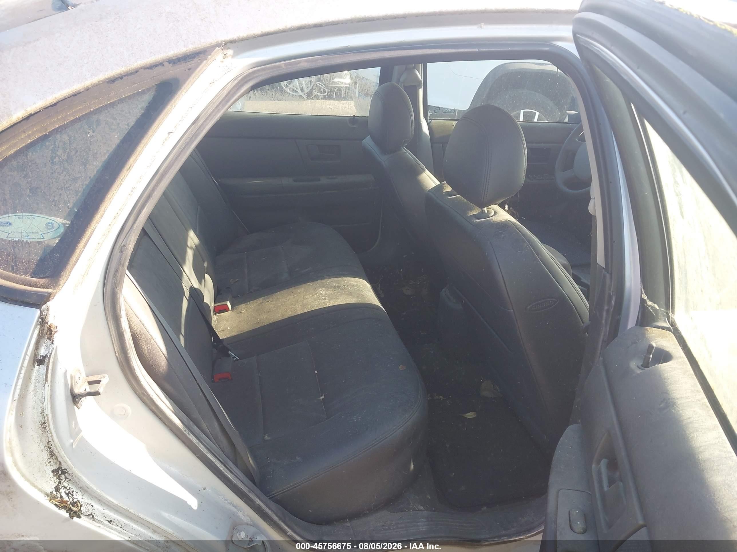 2004 Ford Taurus Ses Серебряный vin: 1FAHP55S54G175675