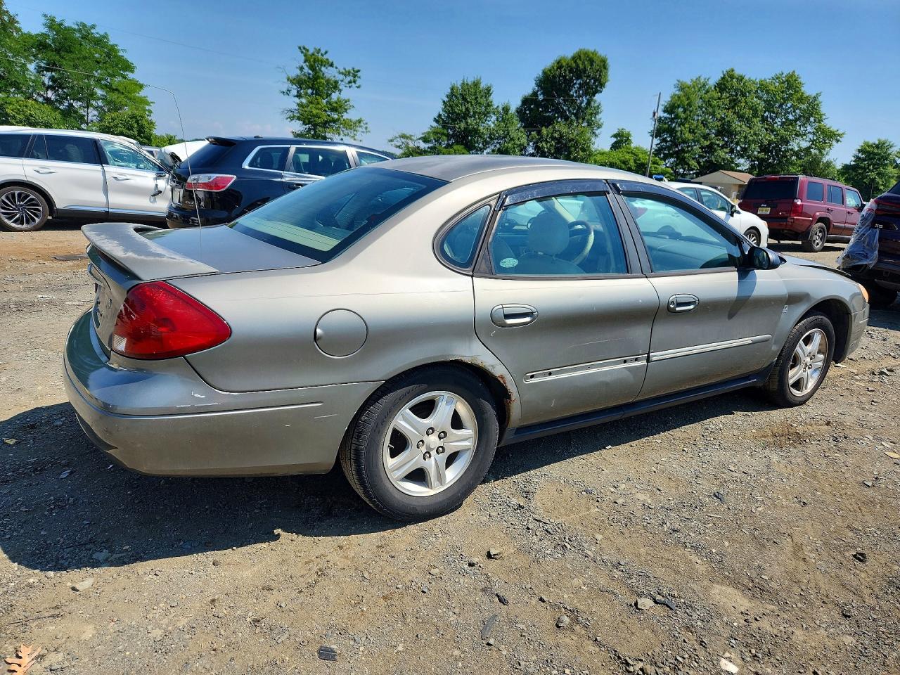 2002 Ford Taurus Sel Beige vin: 1FAHP56S02A202358