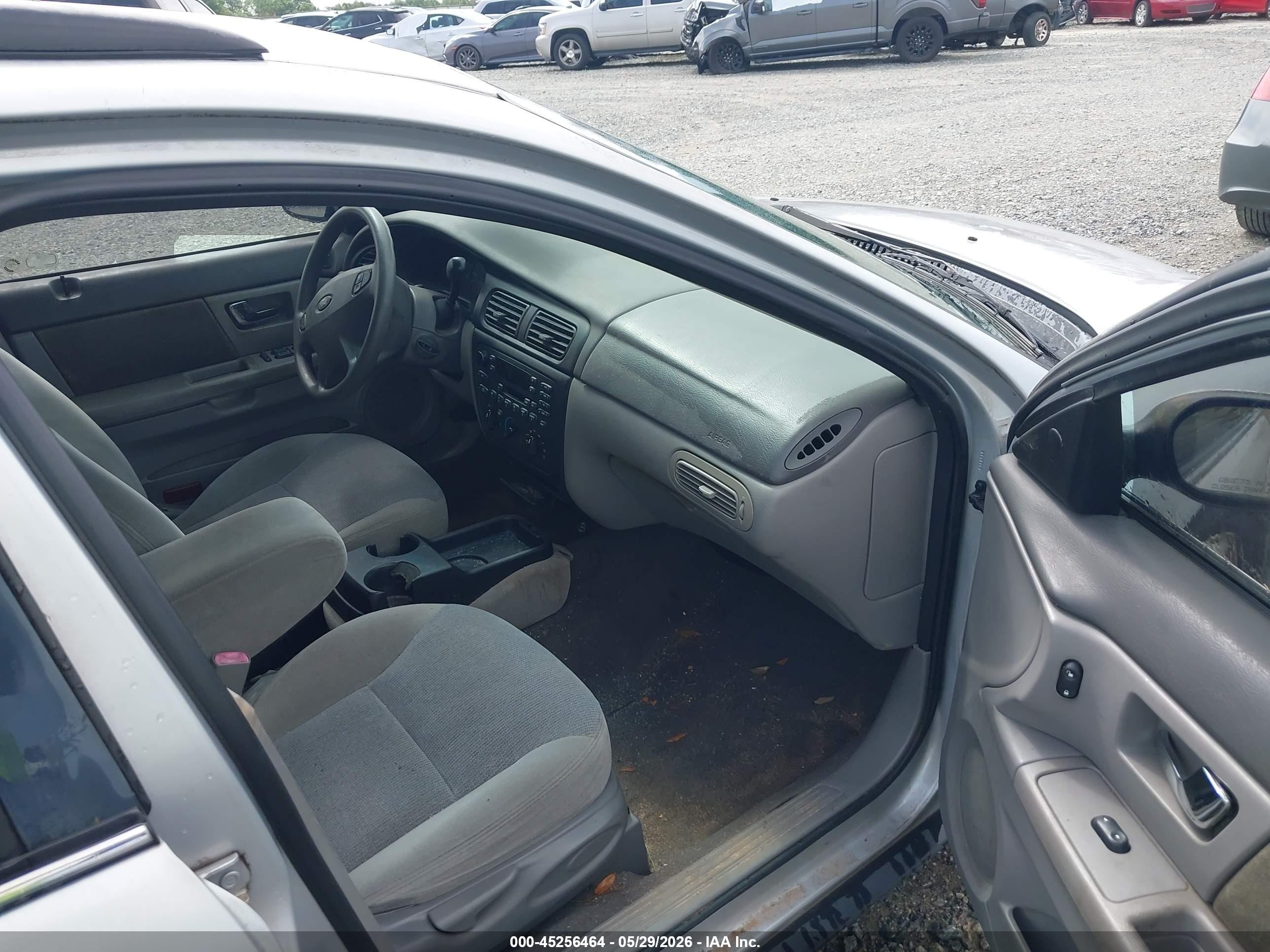 2002 Ford Taurus Se Silver vin: 1FAHP58U72A268968