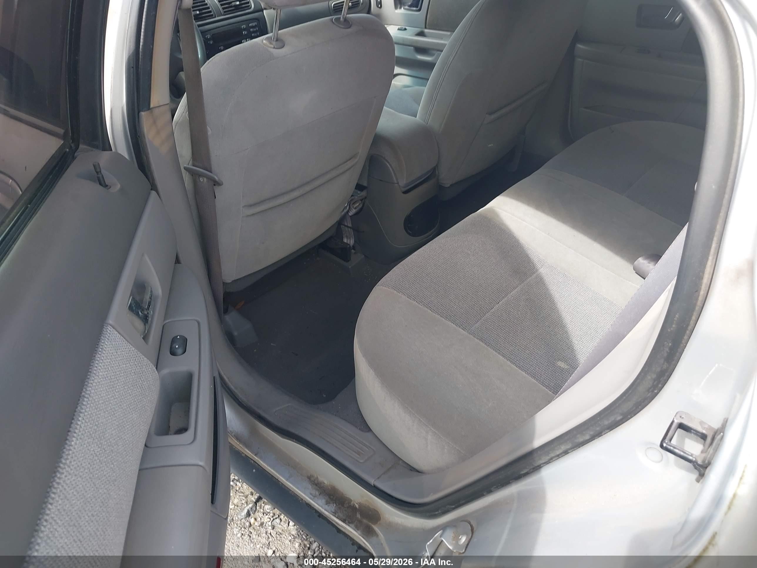 2002 Ford Taurus Se Silver vin: 1FAHP58U72A268968