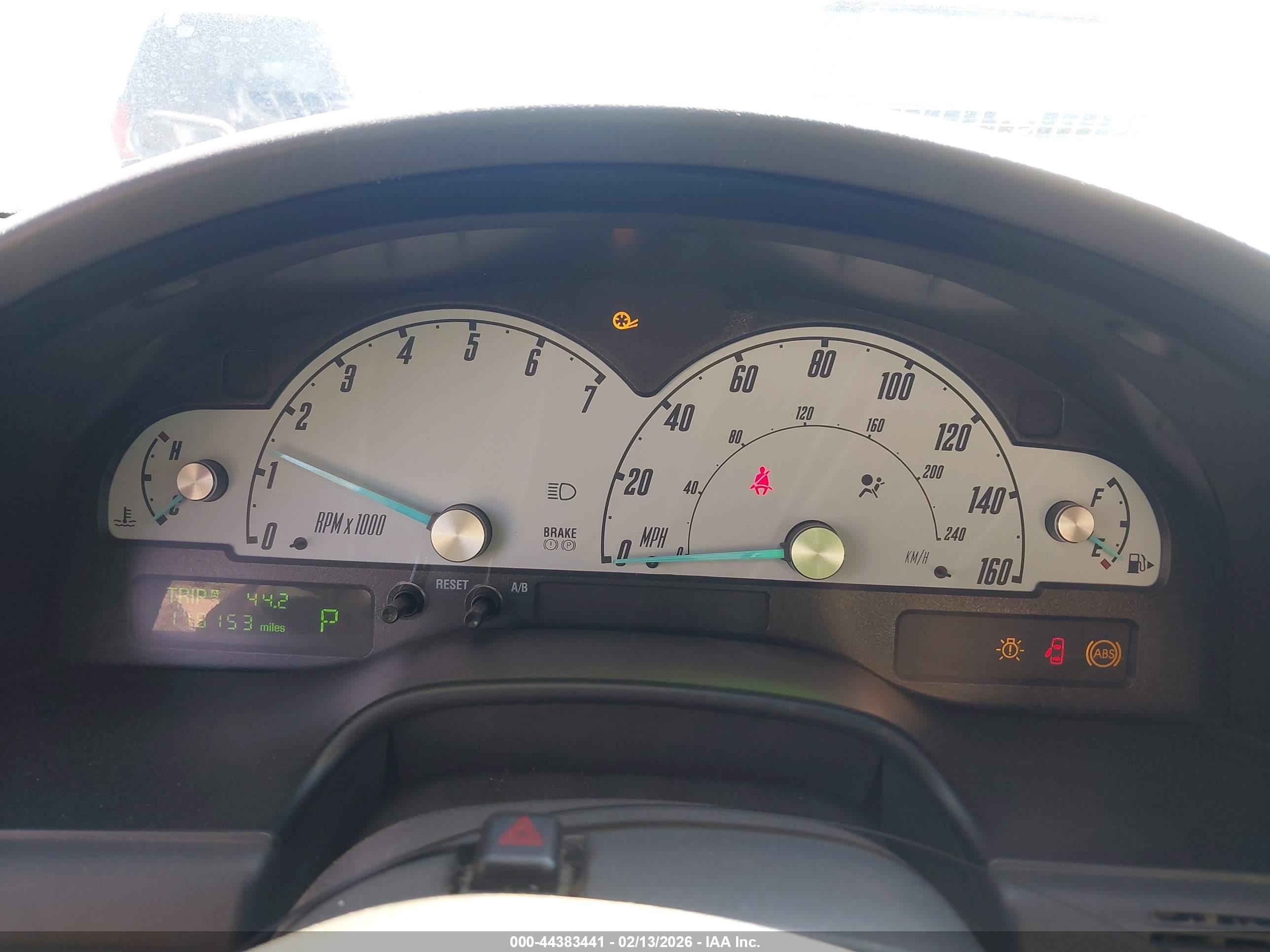 2002 Ford Thunderbird   Синий vin: 1FAHP60A22Y114313
