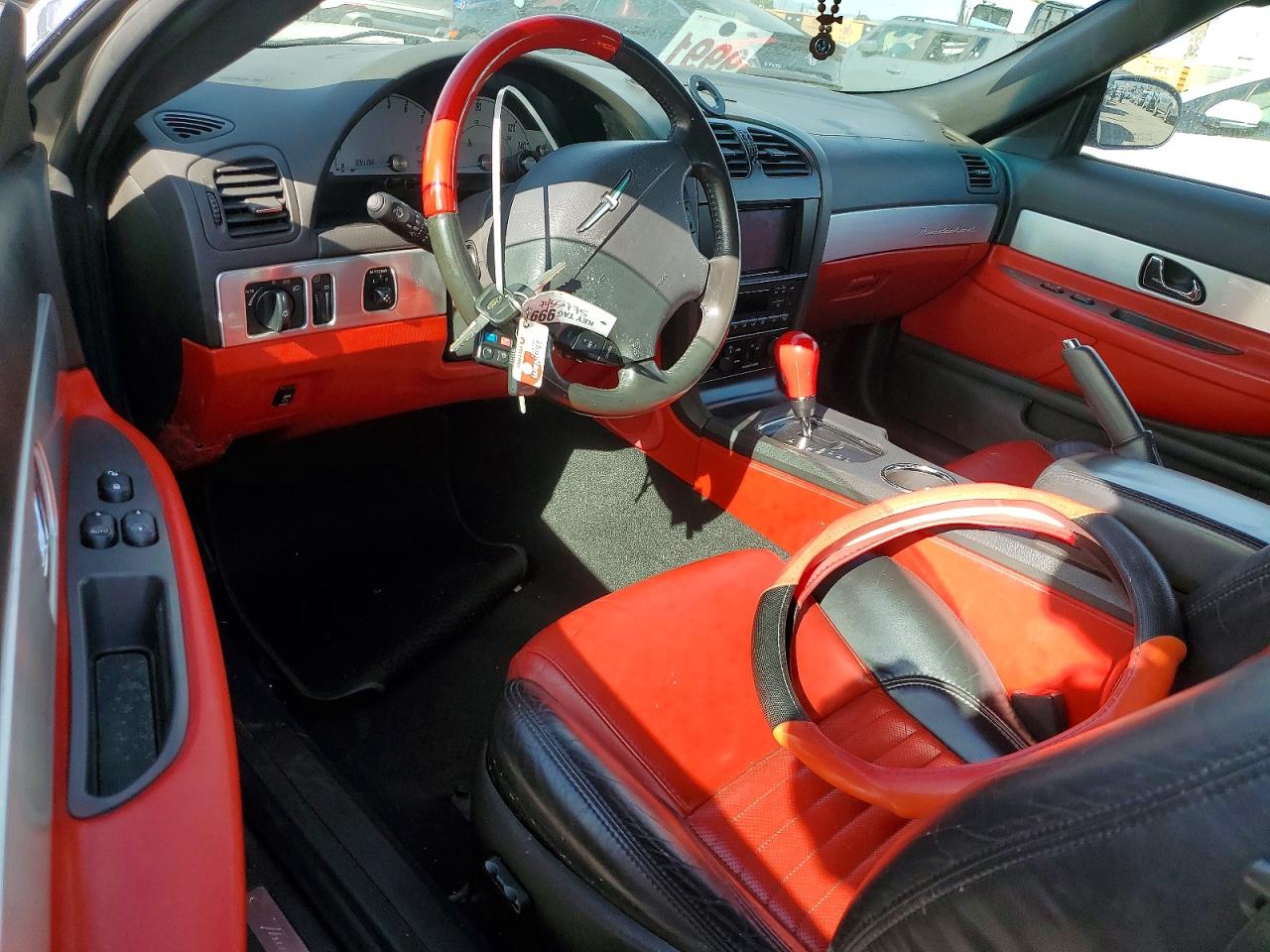 2002 Ford Thunderbird Белый vin: 1FAHP60A32Y104258