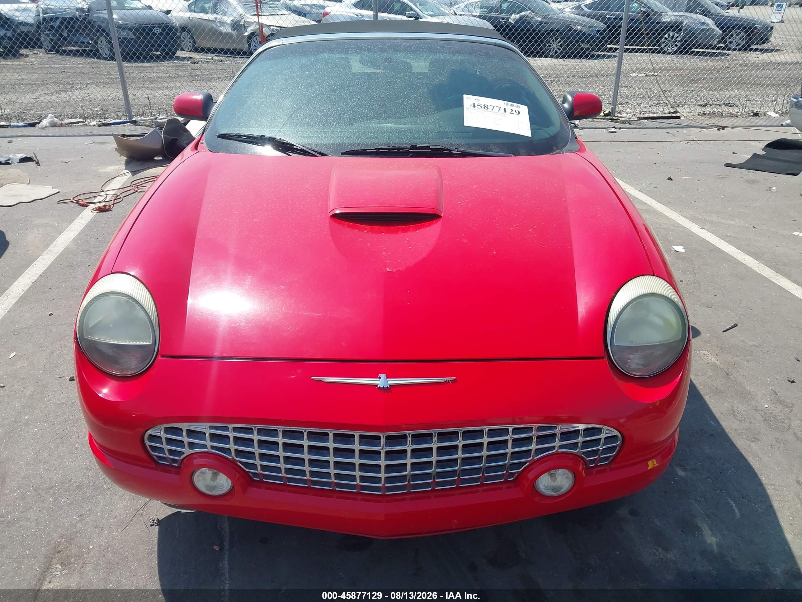 2003 Ford Thunderbird   Red vin: 1FAHP60A33Y110319