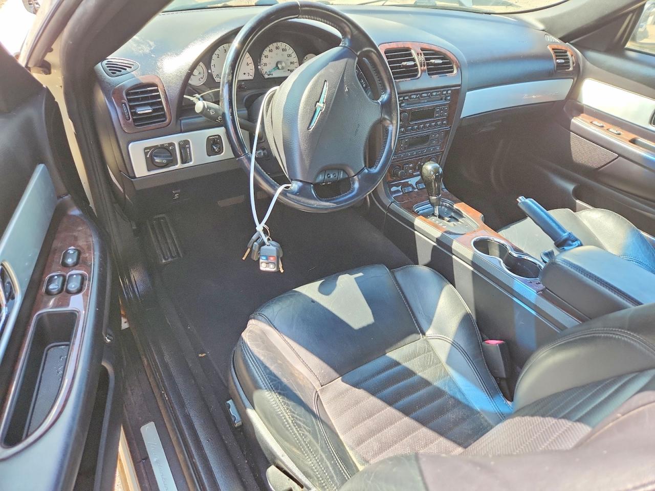 2003 Ford Thunderbird White vin: 1FAHP60A63Y114428