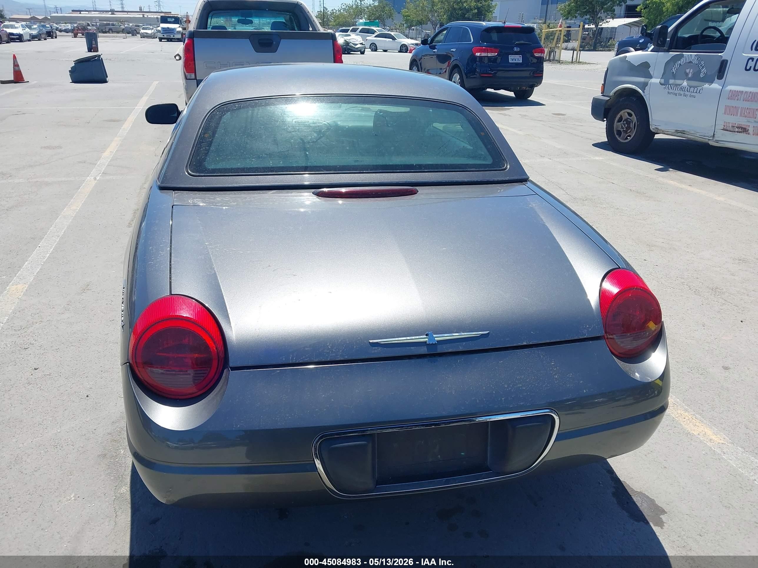 2003 Ford Thunderbird   Gray vin: 1FAHP60AX3Y106820