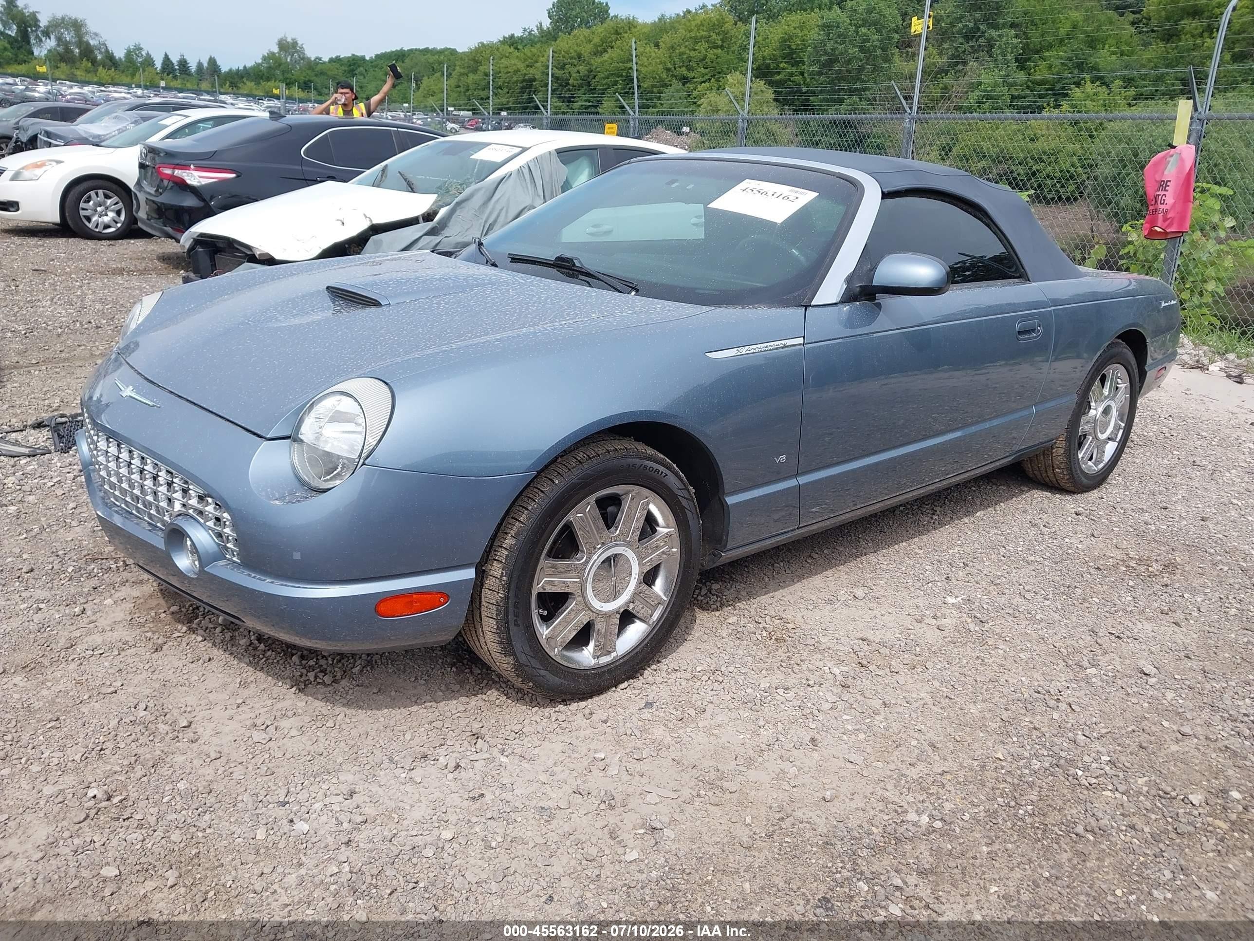 2005 Ford Thunderbird 50th Anniversary Light Blue vin: 1FAHP60AX5Y103323
