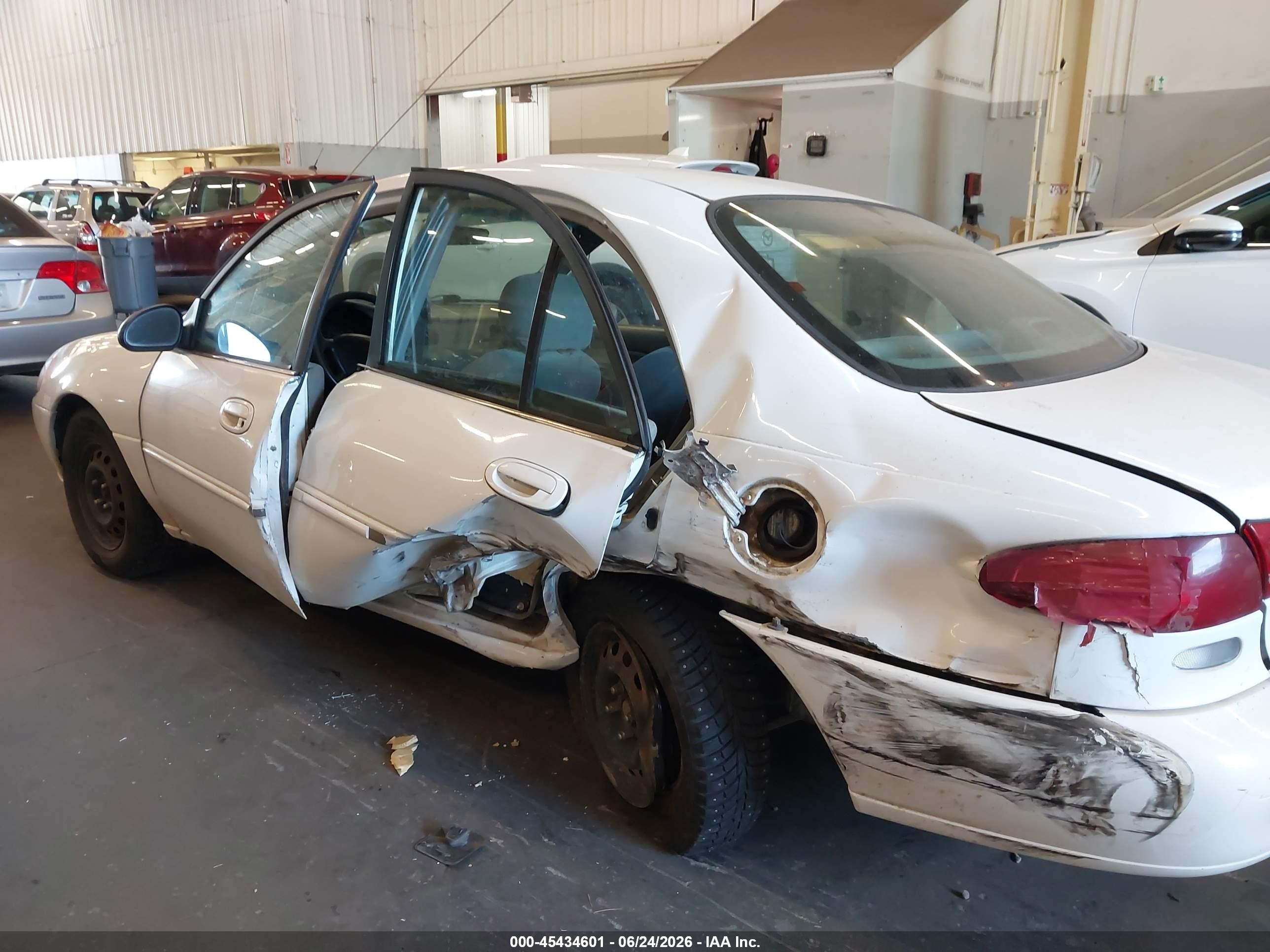 1997 Ford Escort Lx Белый vin: 1FALP13P0VW312644