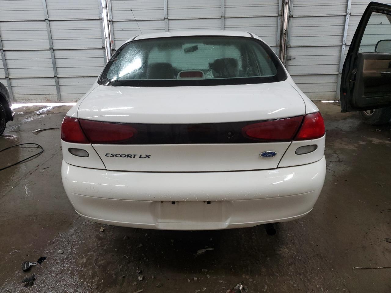 1997 Ford Escort Lx White vin: 1FALP13P3VW360820