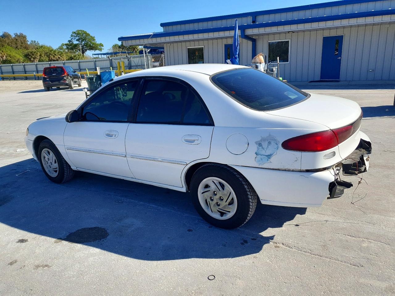 1997 Ford Escort Lx Белый vin: 1FALP13P8VW163402